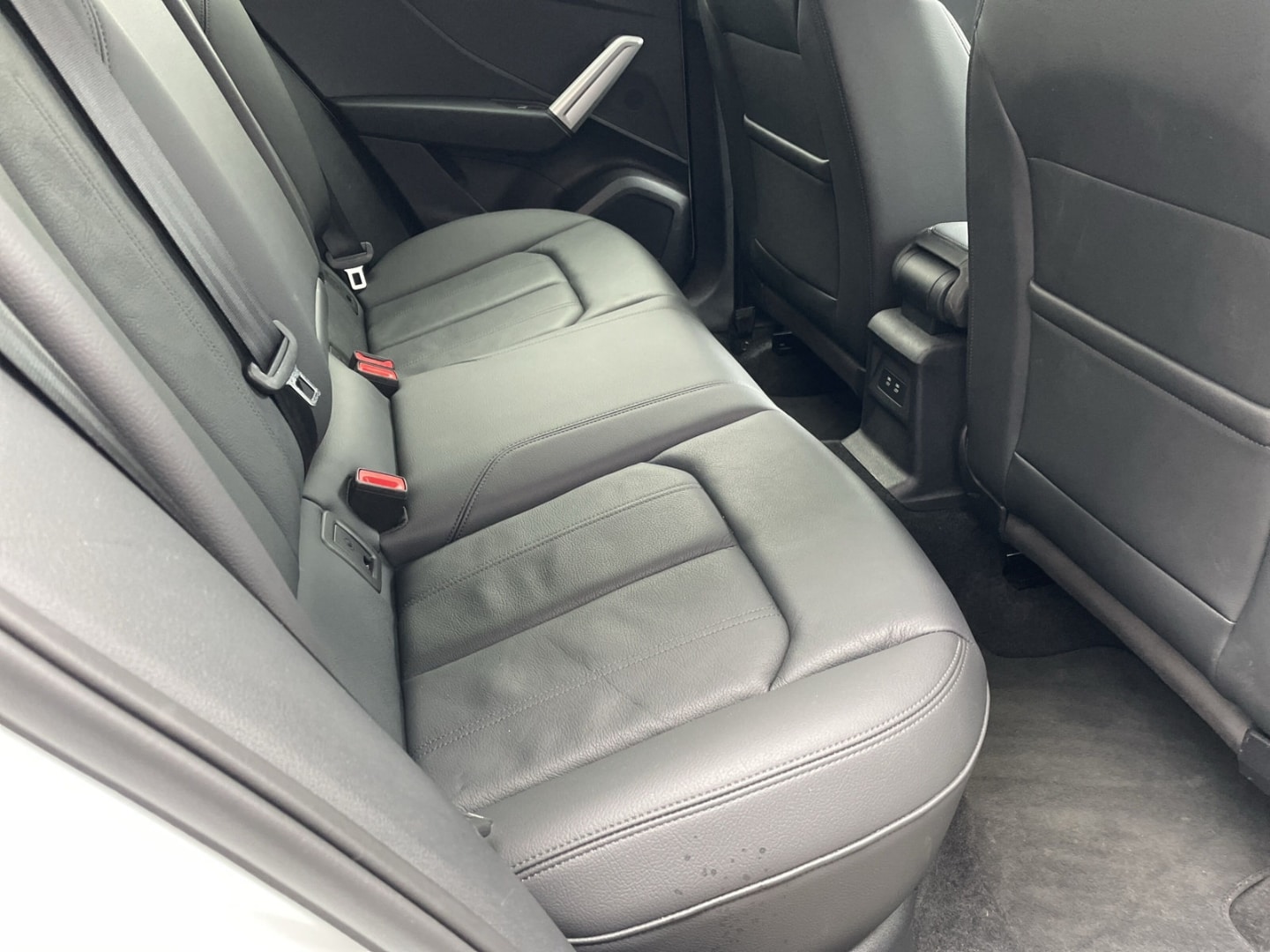 Bild über Audi Q2 advanced 40 TFSI quattro S tronic - für weitere Informationen kontaktieren Sie den Audi Partner