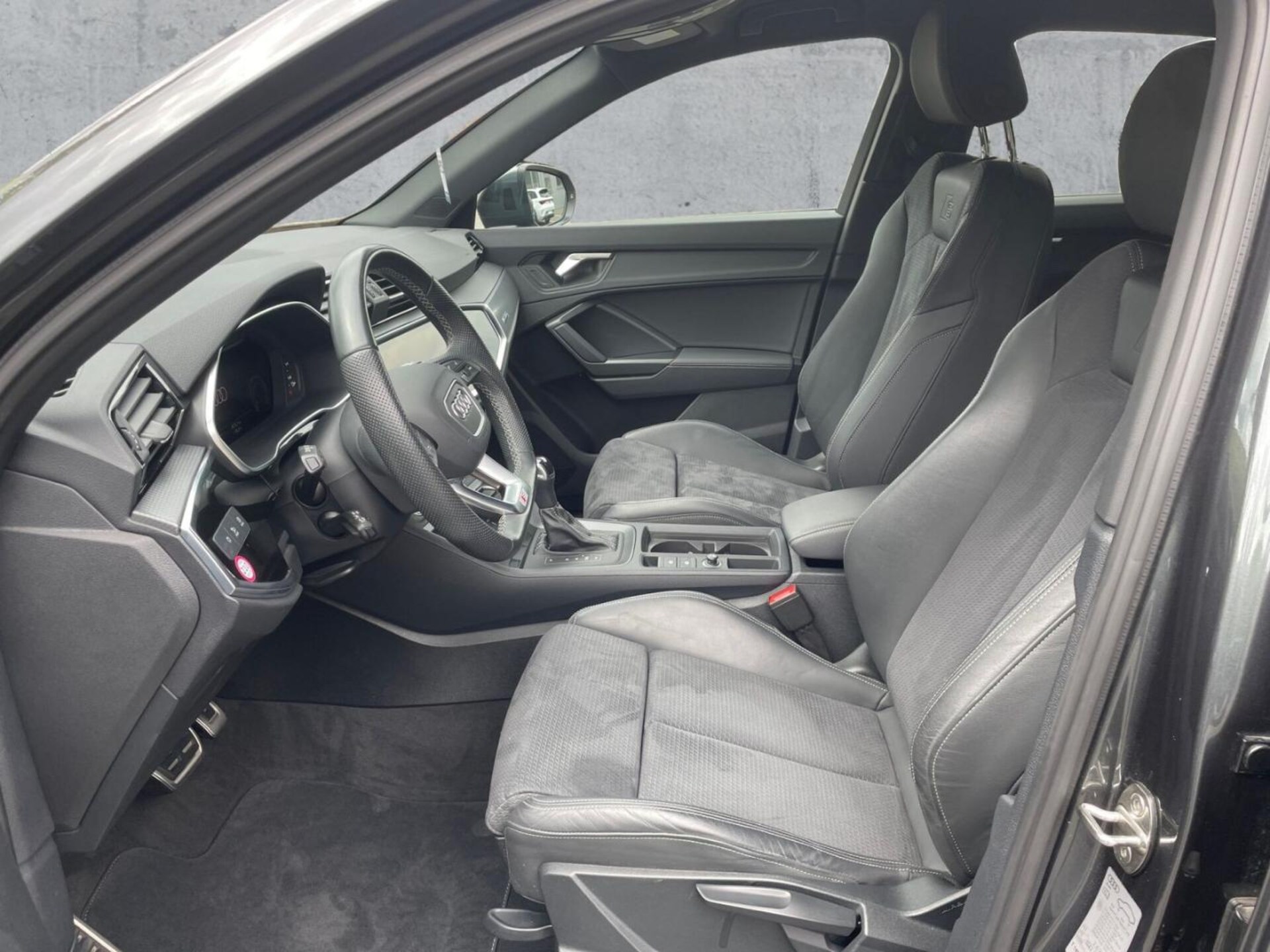 Audi Q3 SUV S line
