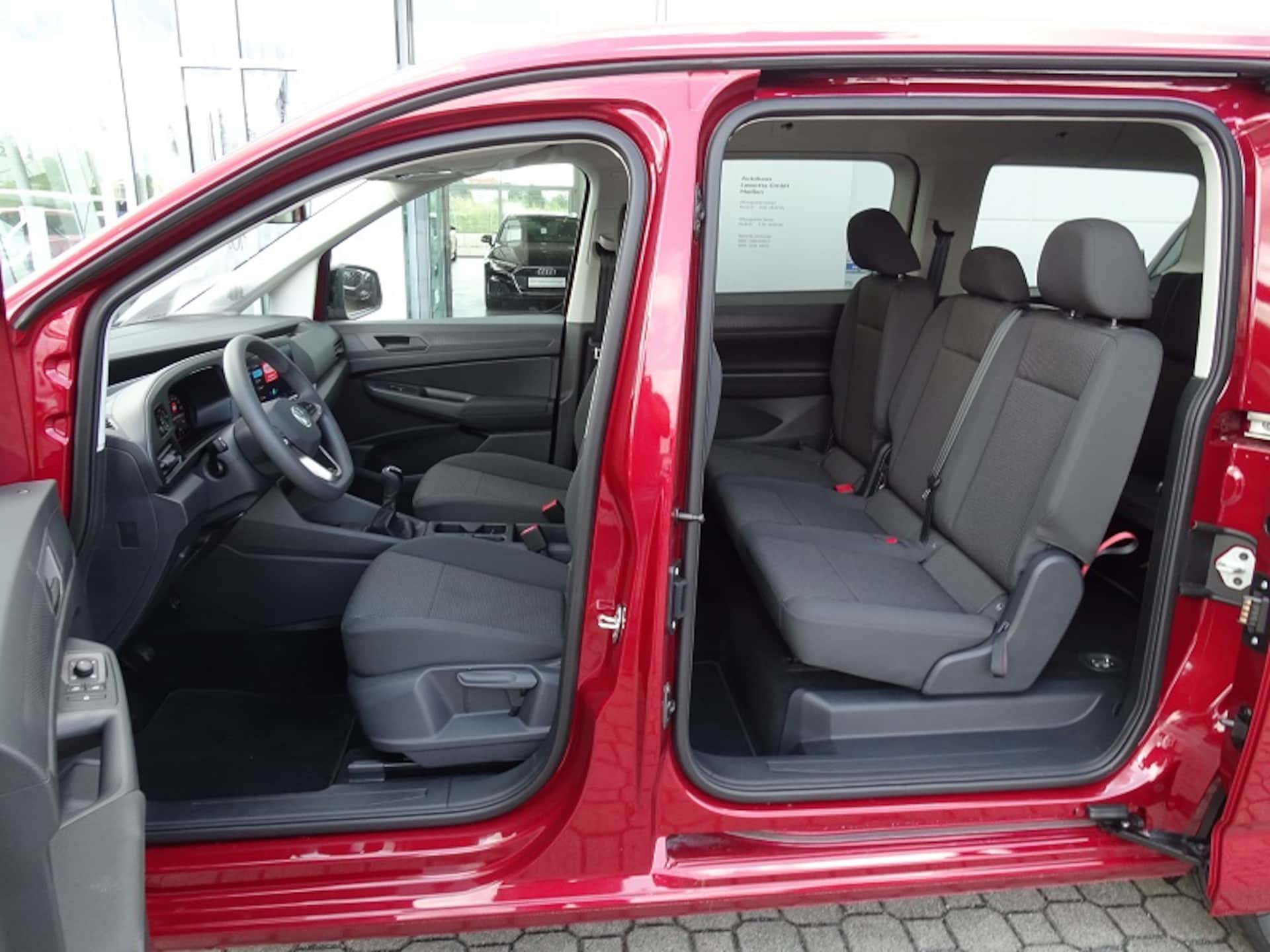 Volkswagen Caddy Maxi Basis-Modell