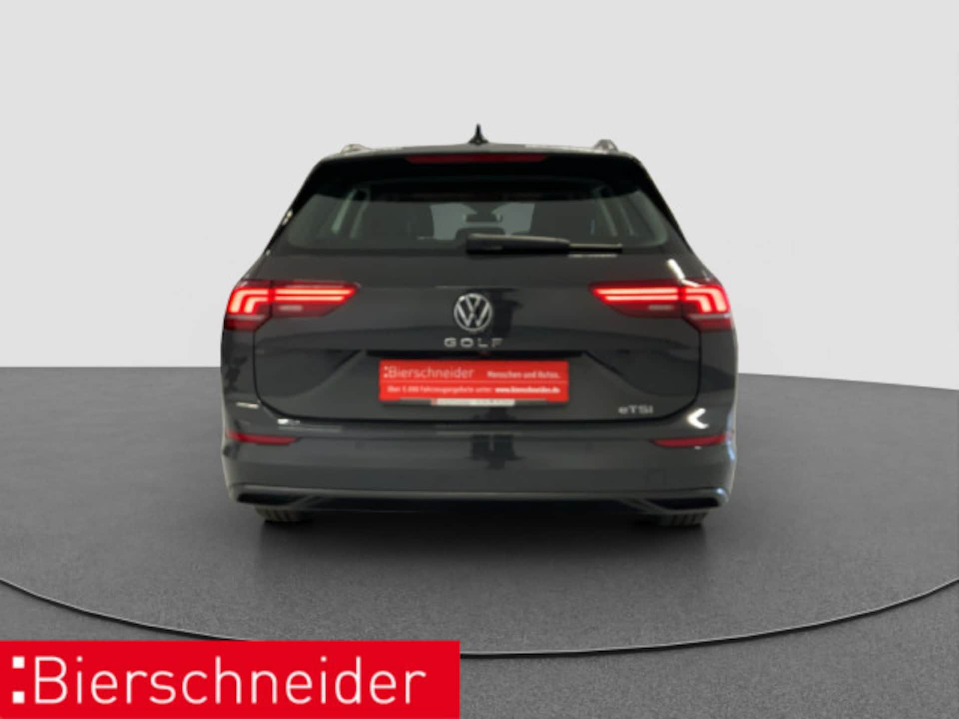 Volkswagen Golf Variant Life
