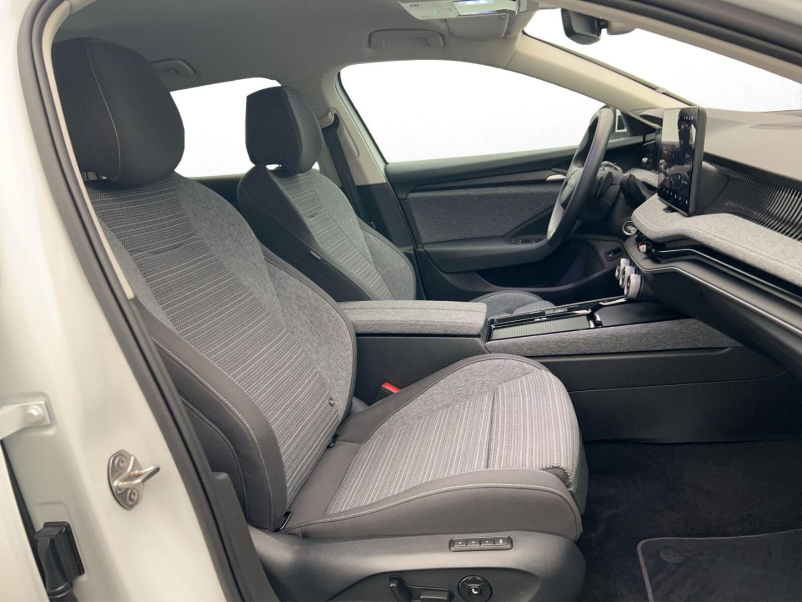 Škoda Superb Combi – Bild 5