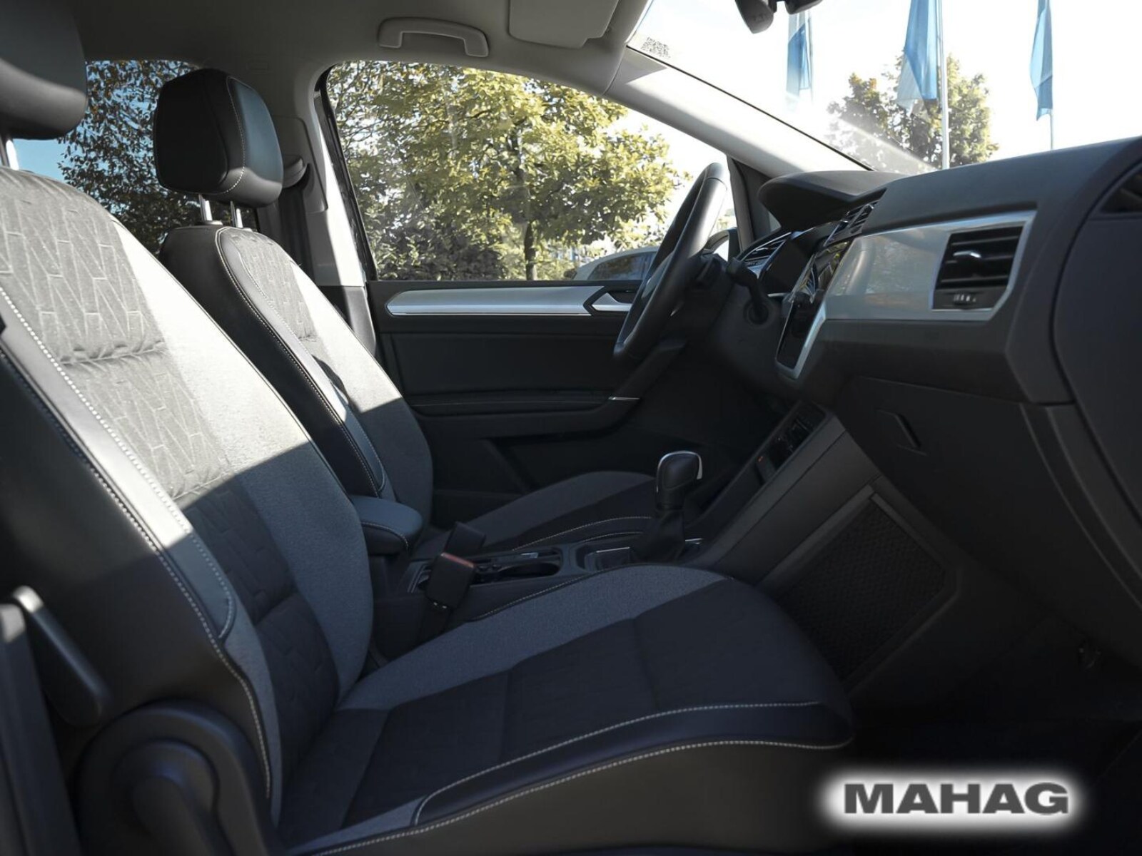 Volkswagen Touran – Bild 14