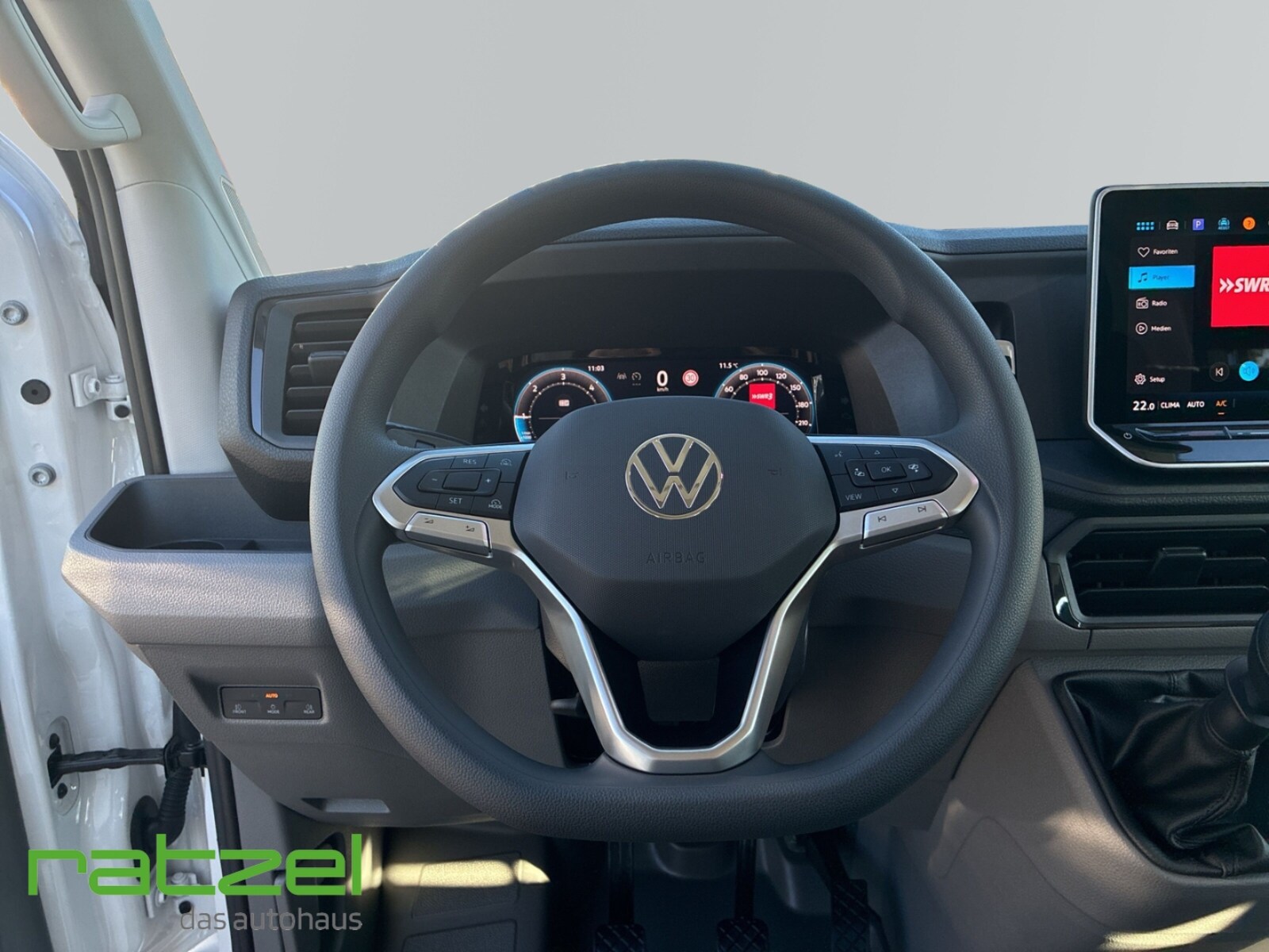 Volkswagen Crafter Doppelkabine mittlerer Radstand – Bild 9