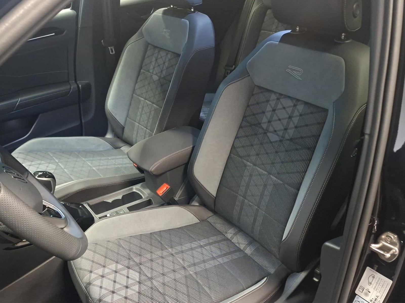 Volkswagen T-Roc – Bild 7