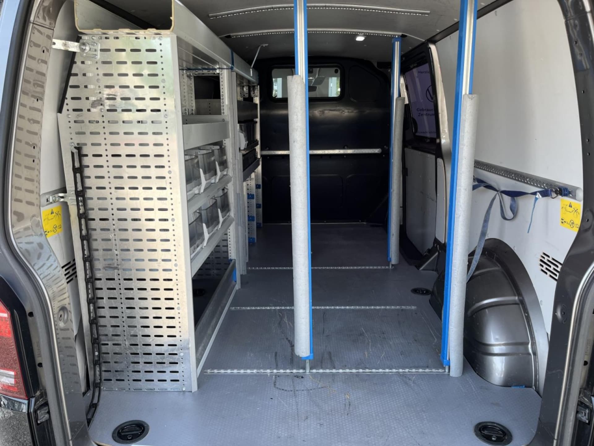 Volkswagen T6.1 Transporter Kasten langer Radstand