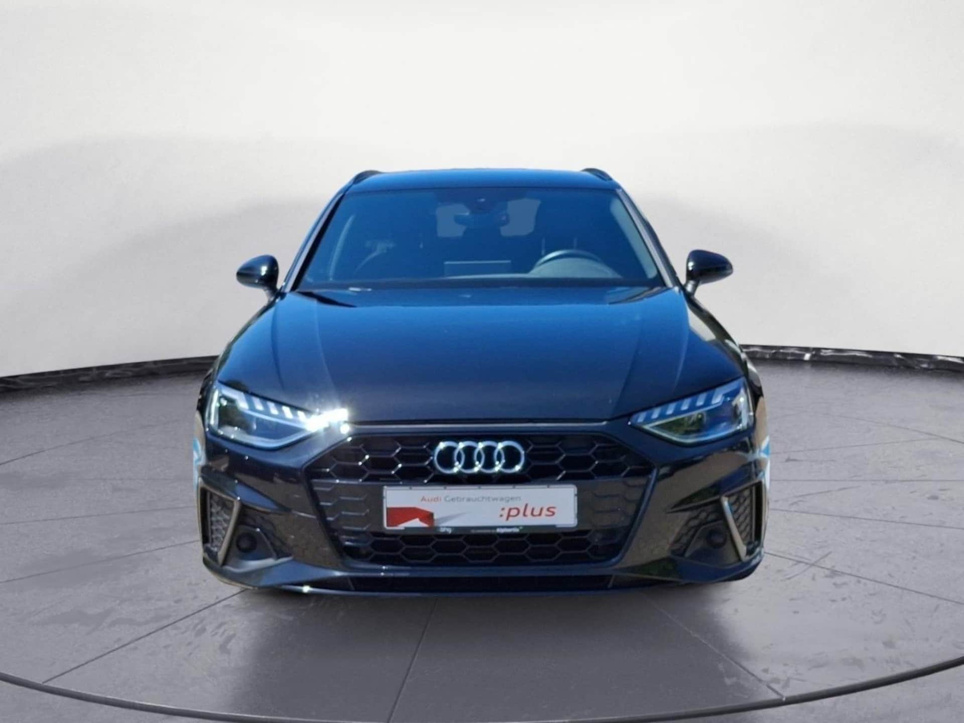Audi A4 Avant S line