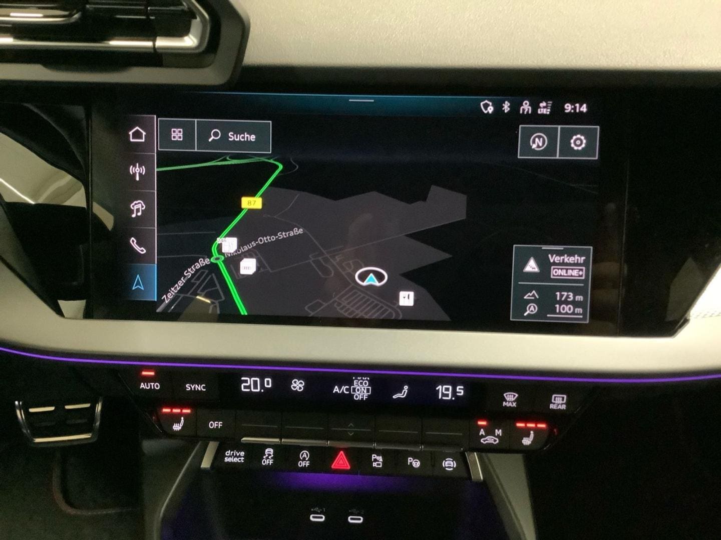 Bild über Audi A3 Sportback TFSI quattro S tronic - für weitere Informationen kontaktieren Sie den Audi Partner