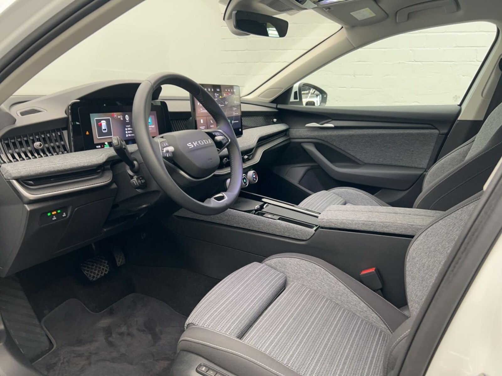 Škoda Superb Combi – Bild 17