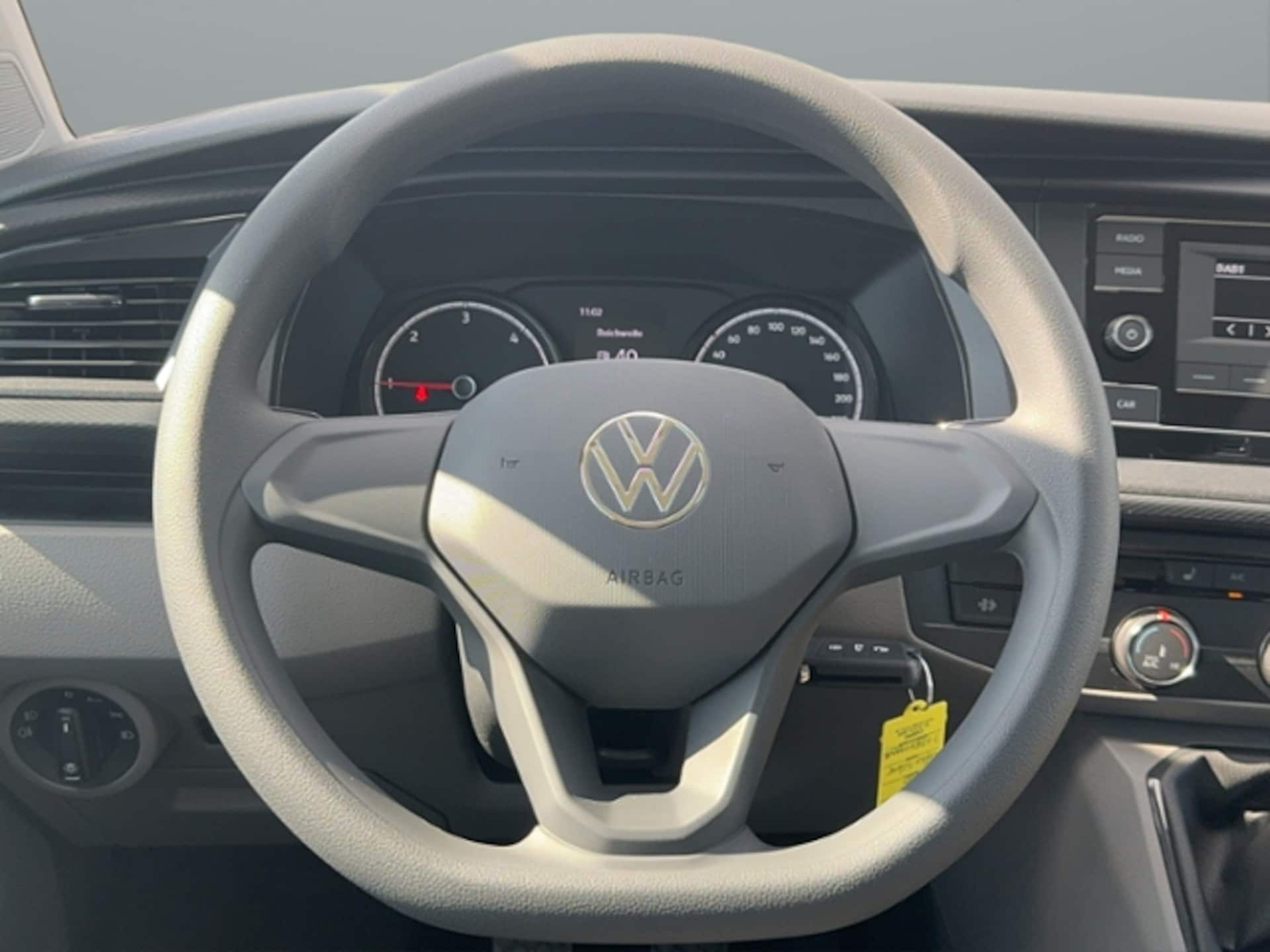 Volkswagen T6.1 Transporter Kombi langer Radstand