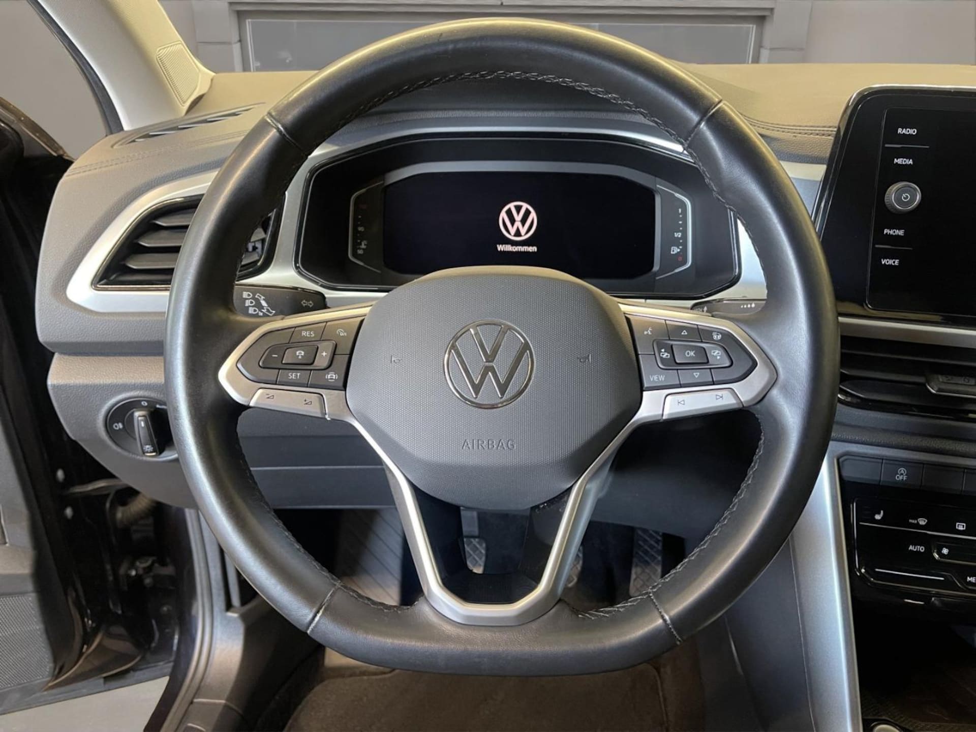 Volkswagen T-Roc Life