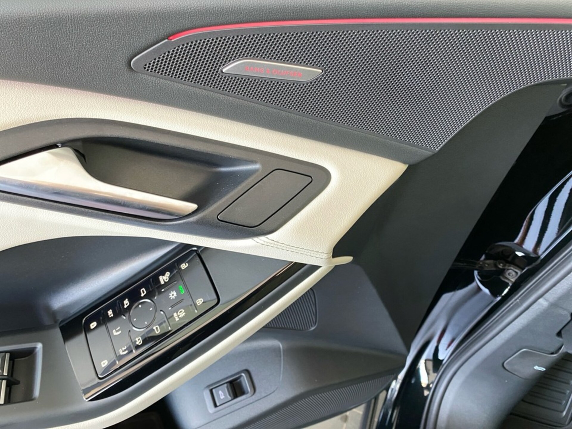 Audi Q6 SUV e-tron