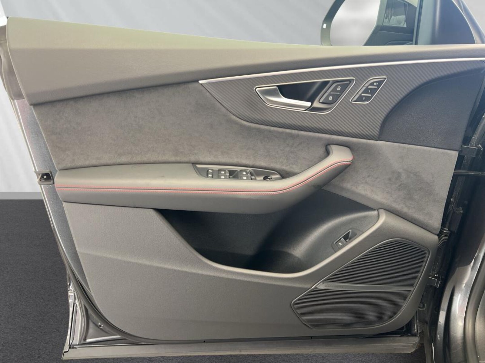 Audi SQ8 – Bild 12