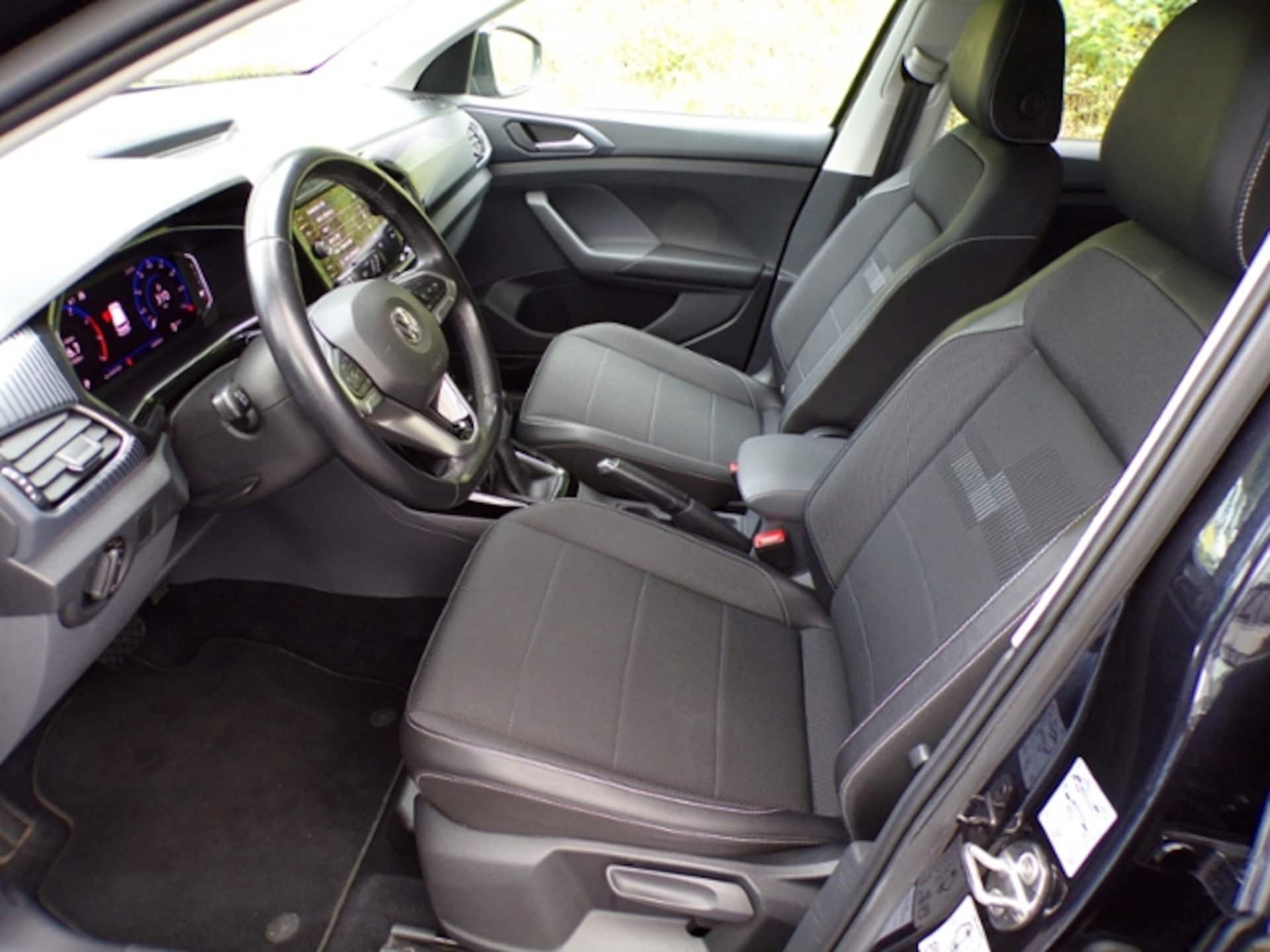 Volkswagen T-Cross Style