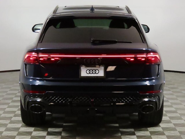 2026 Audi RS Q8 SUV performance