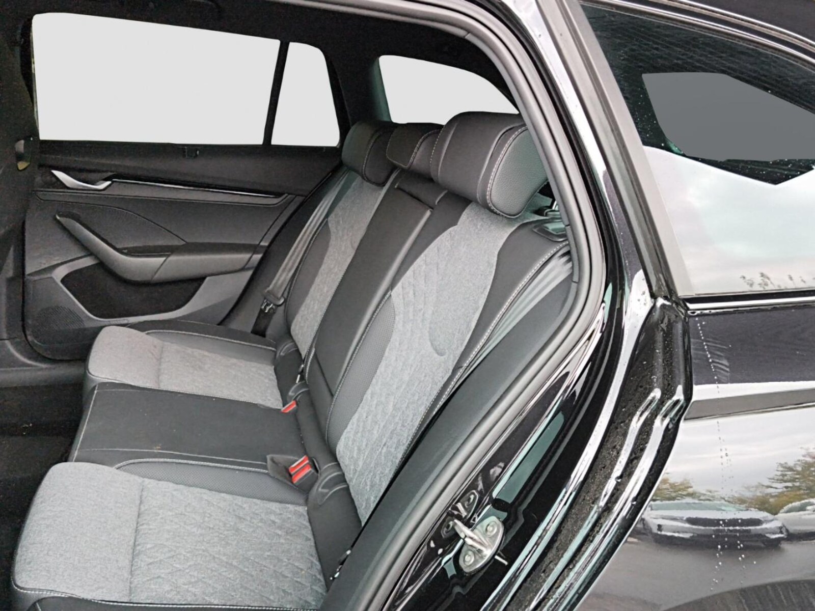 Škoda Octavia Combi – Bild 17