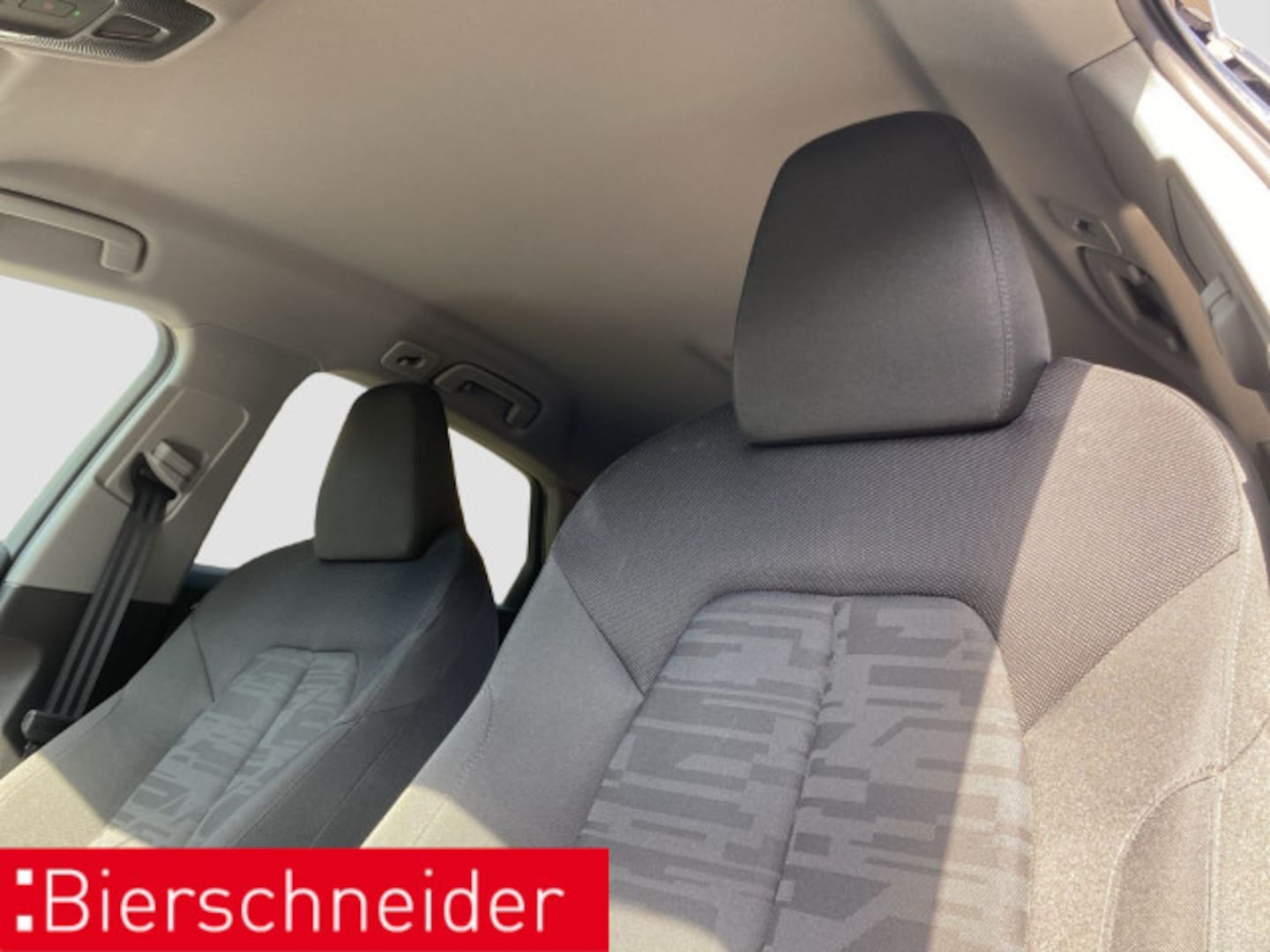 Bild über Audi A5 Limousine TFSI S tronic - für weitere Informationen kontaktieren Sie den Audi Partner