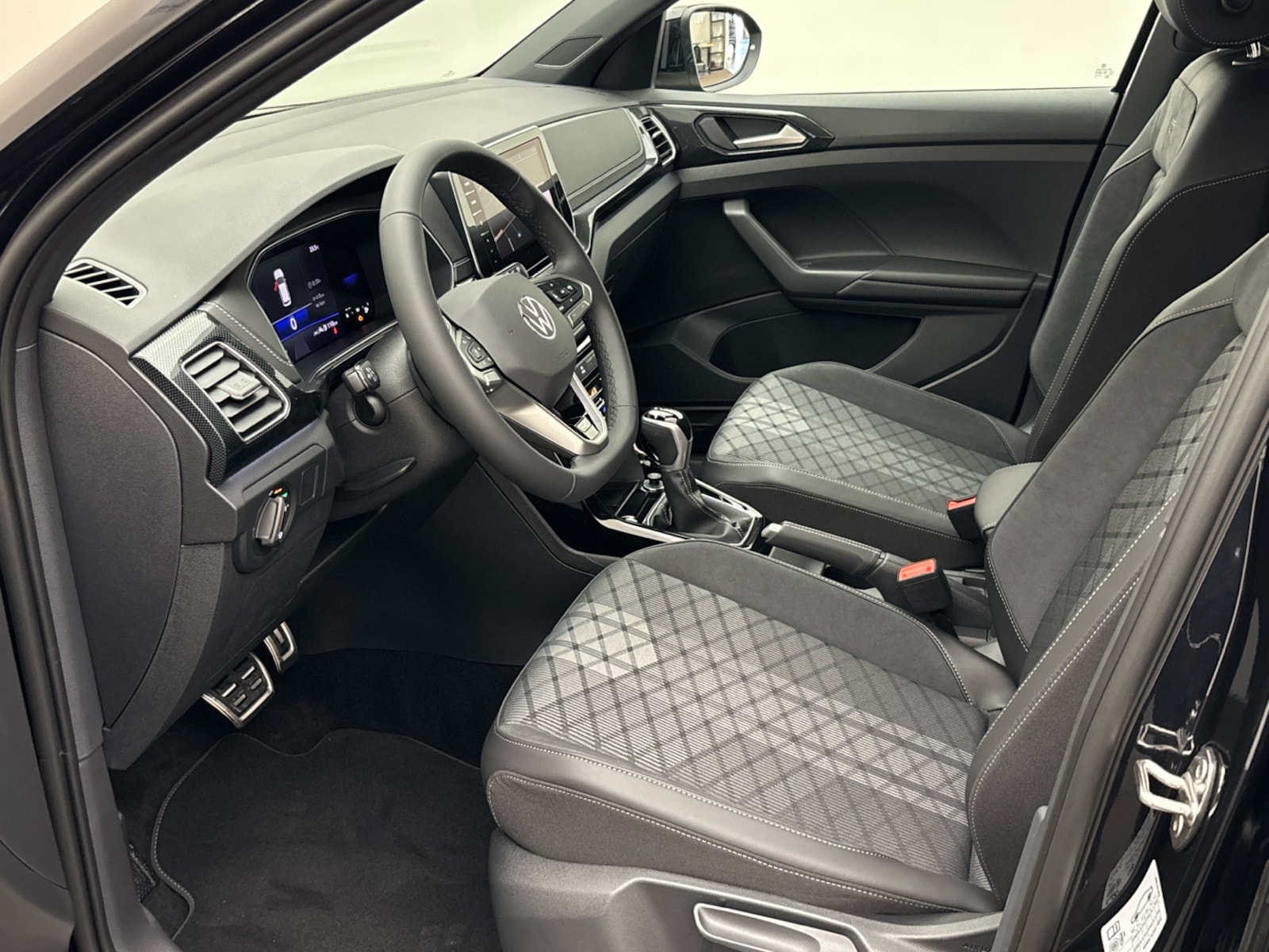 Volkswagen T-Cross – Bild 9