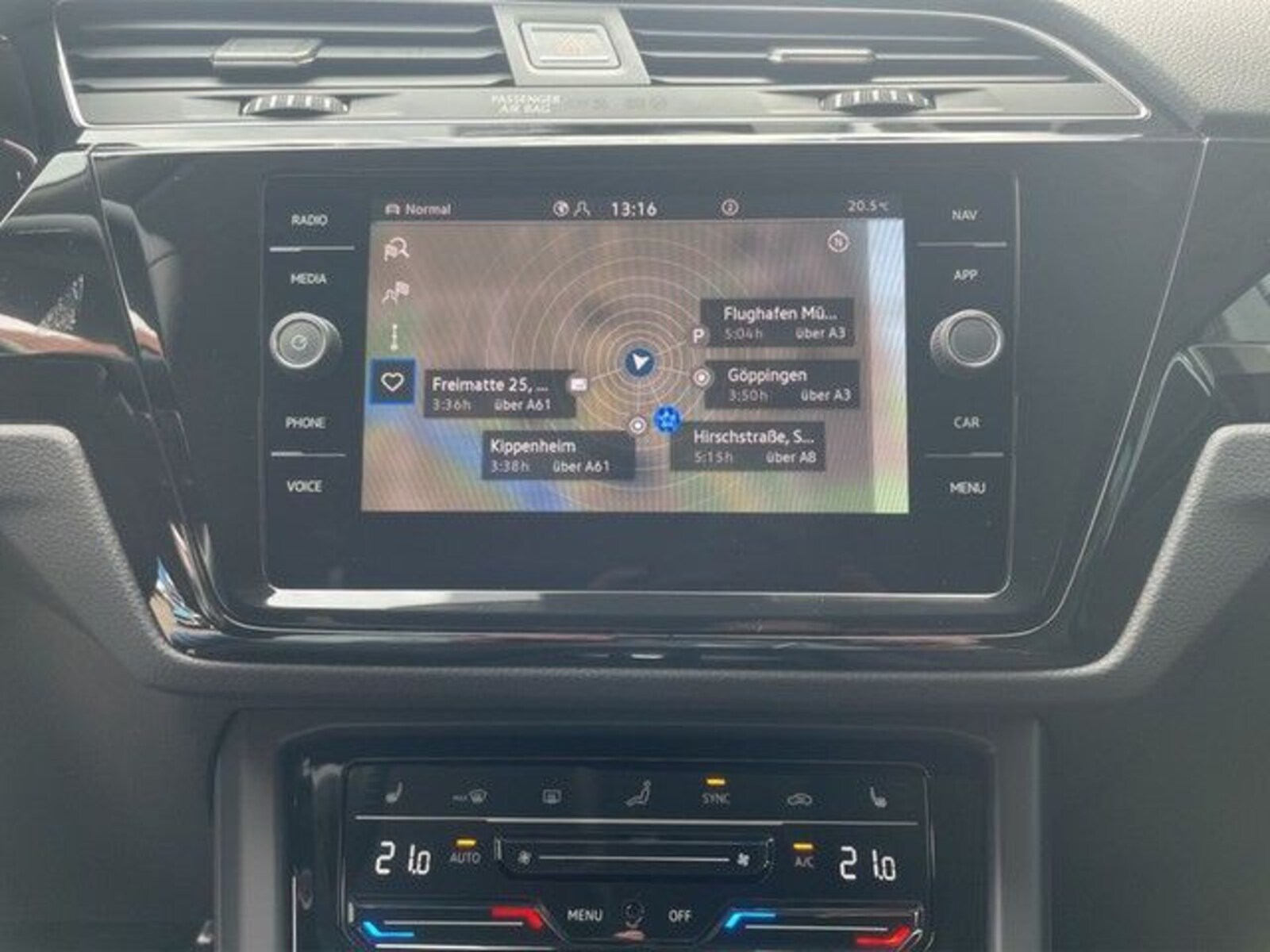 Volkswagen Touran – Bild 17