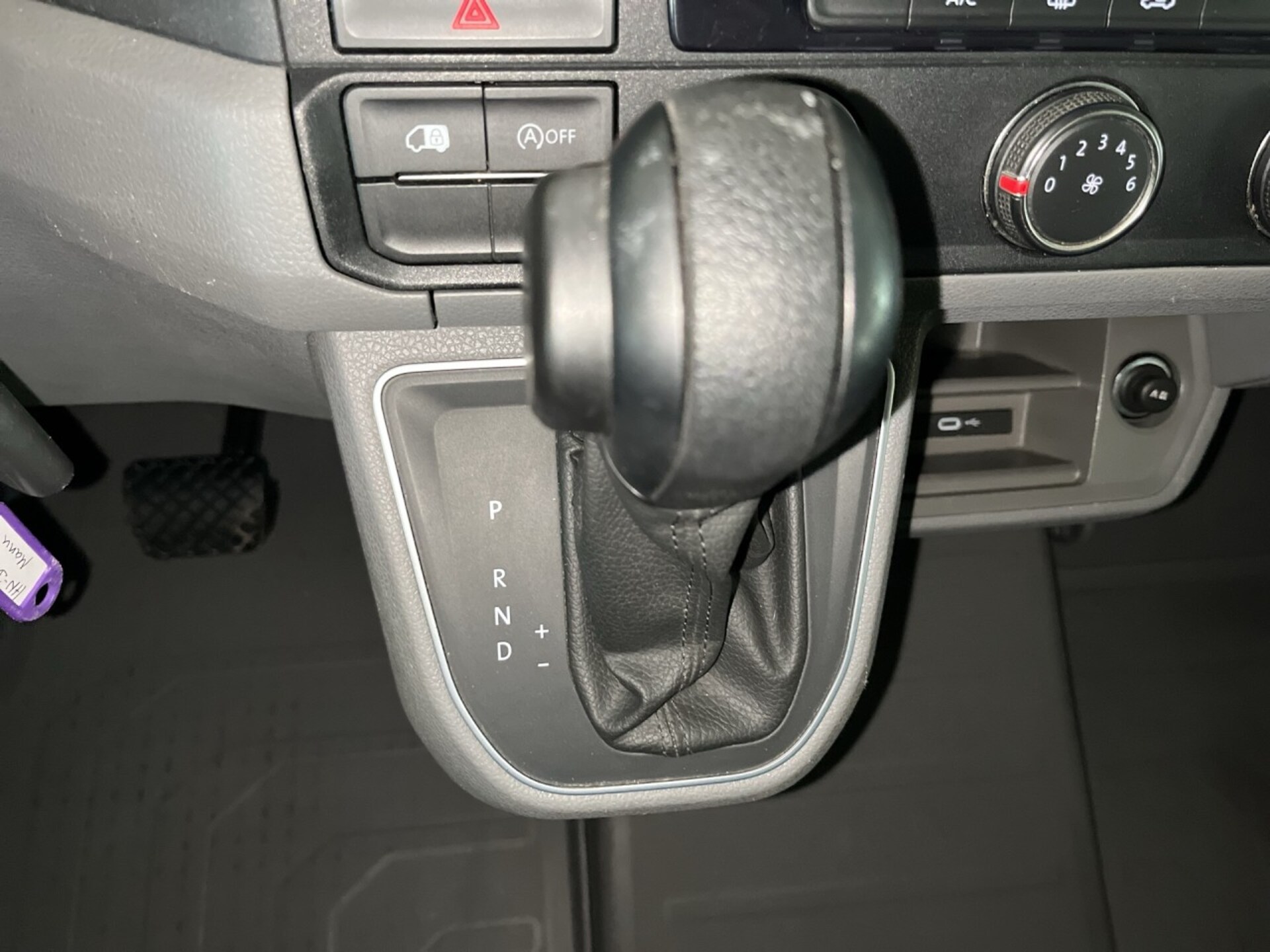 Volkswagen Crafter Kasten langer Radstand