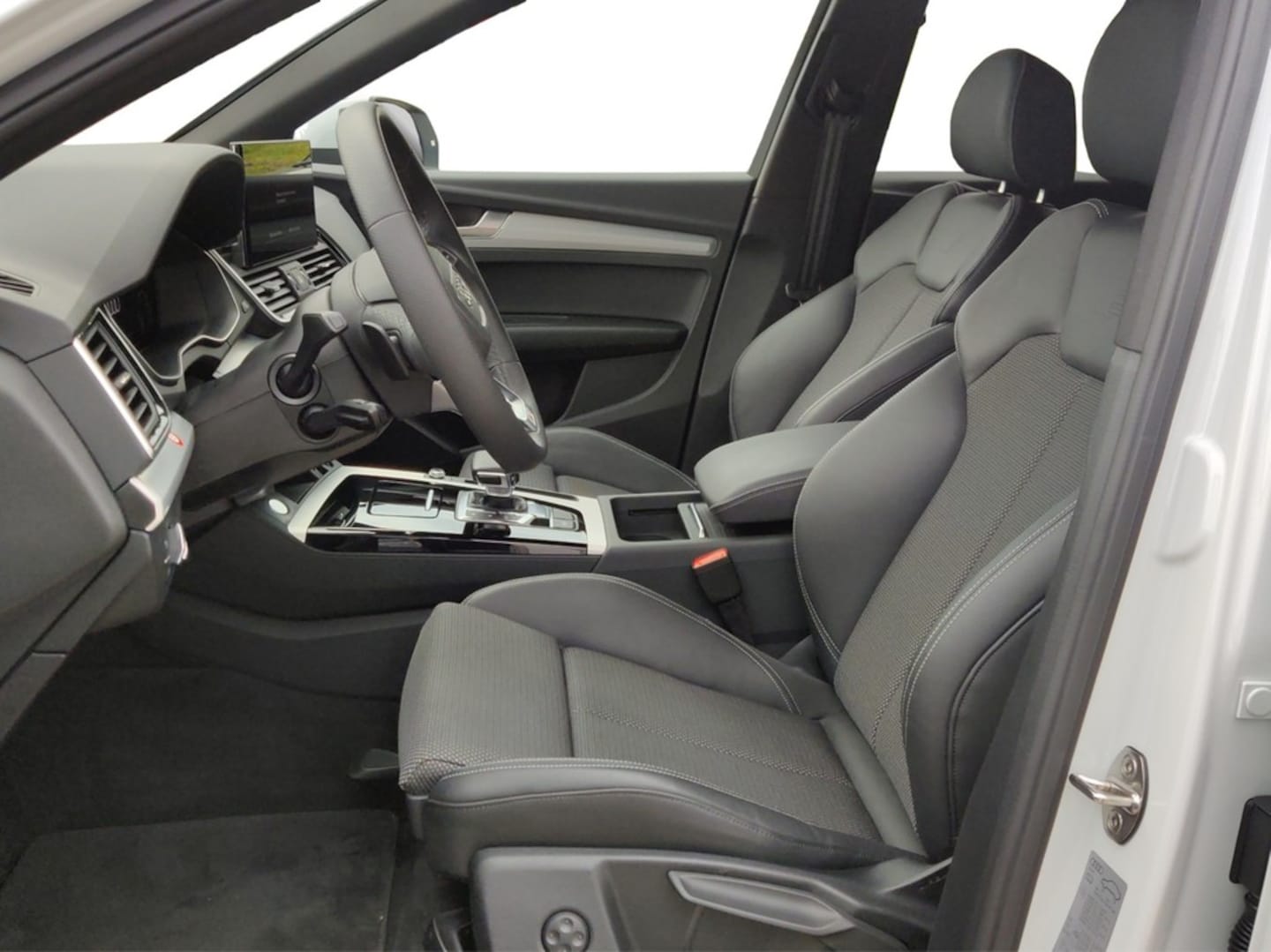Bild über Audi Q5 40 TDI quattro 150 kW S tronic - für weitere Informationen kontaktieren Sie den Audi Partner