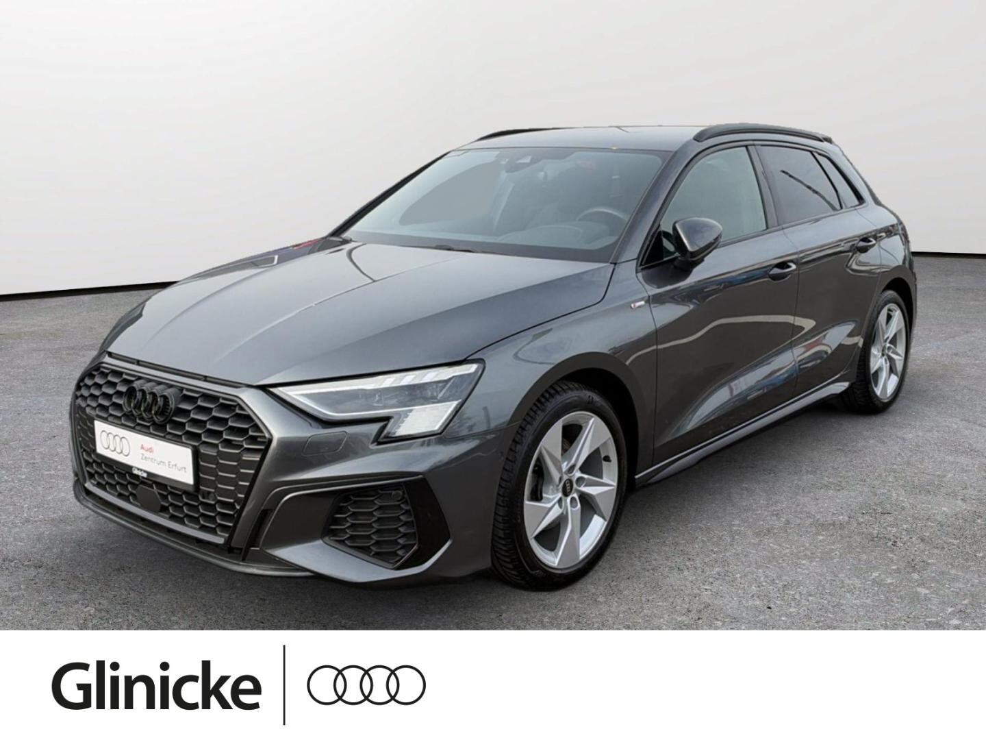 Bild über Audi A3 Sportback S line 30 TFSI S tronic - für weitere Informationen kontaktieren Sie den Audi Partner