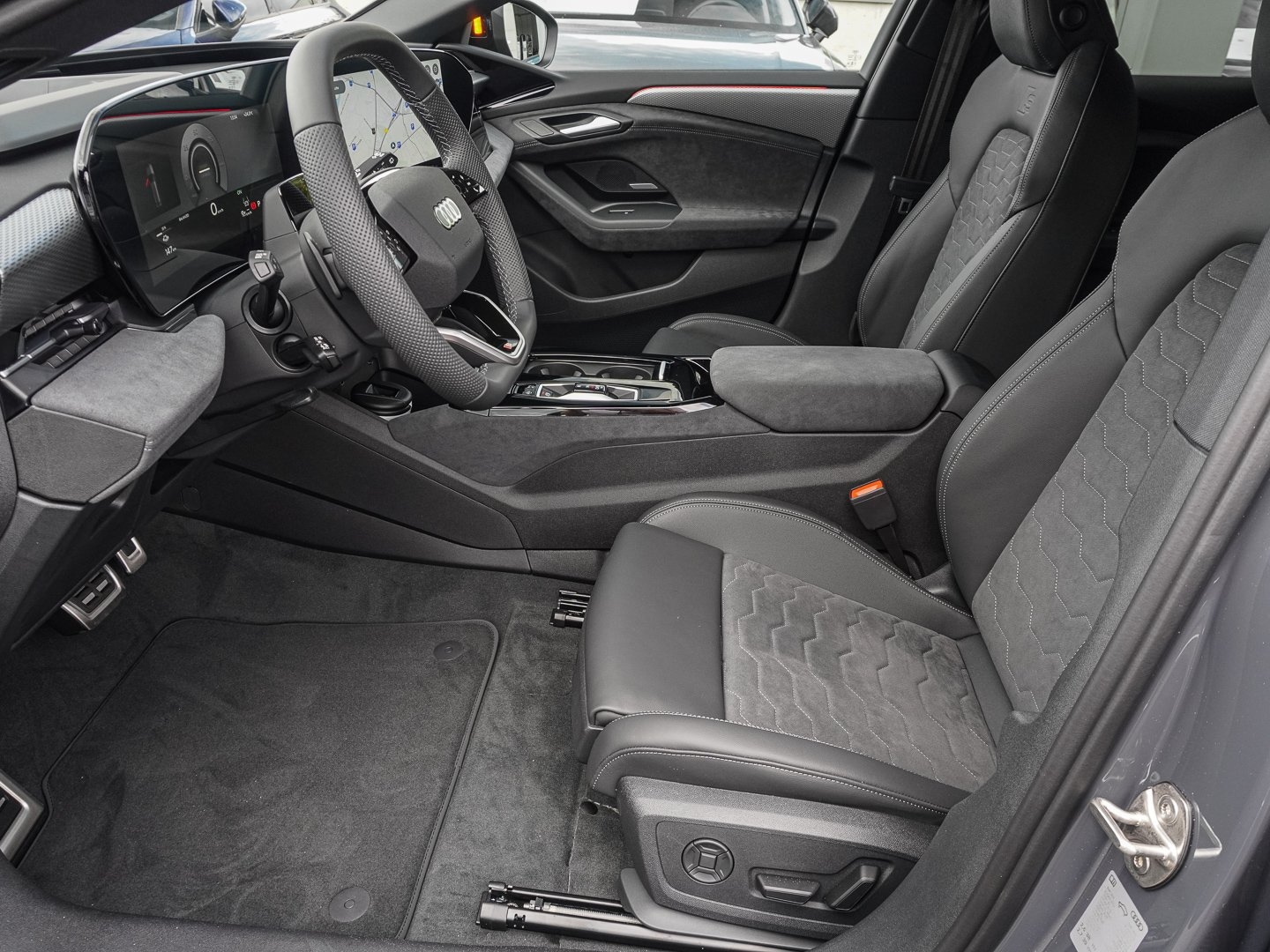 Bild über Audi A6 Avant e-tron S line business e-tron quattro 315 kW - für weitere Informationen kontaktieren Sie den Audi Partner