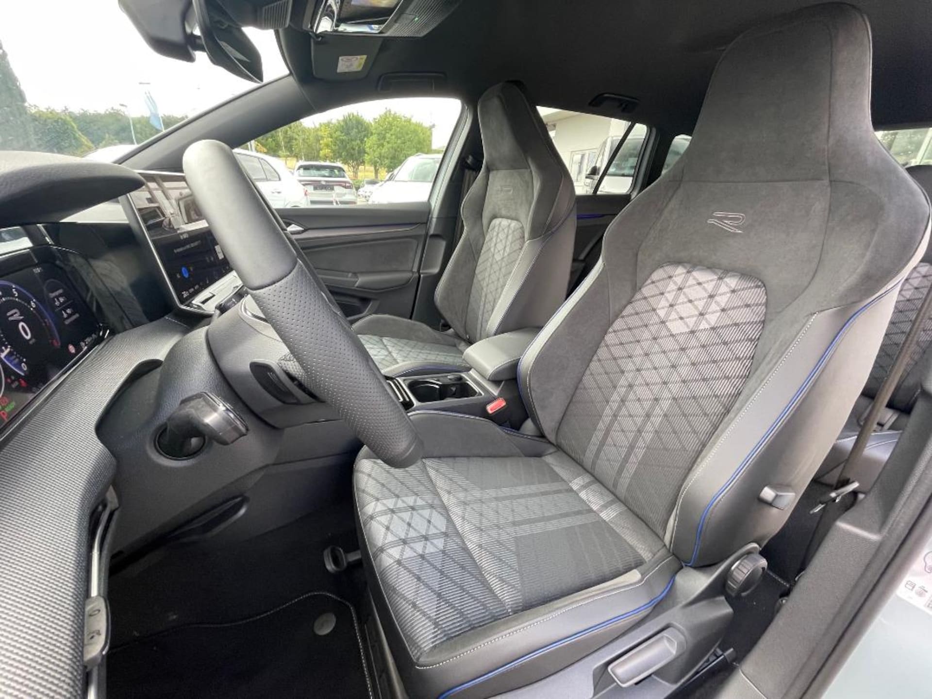 Volkswagen Golf Variant R-Line