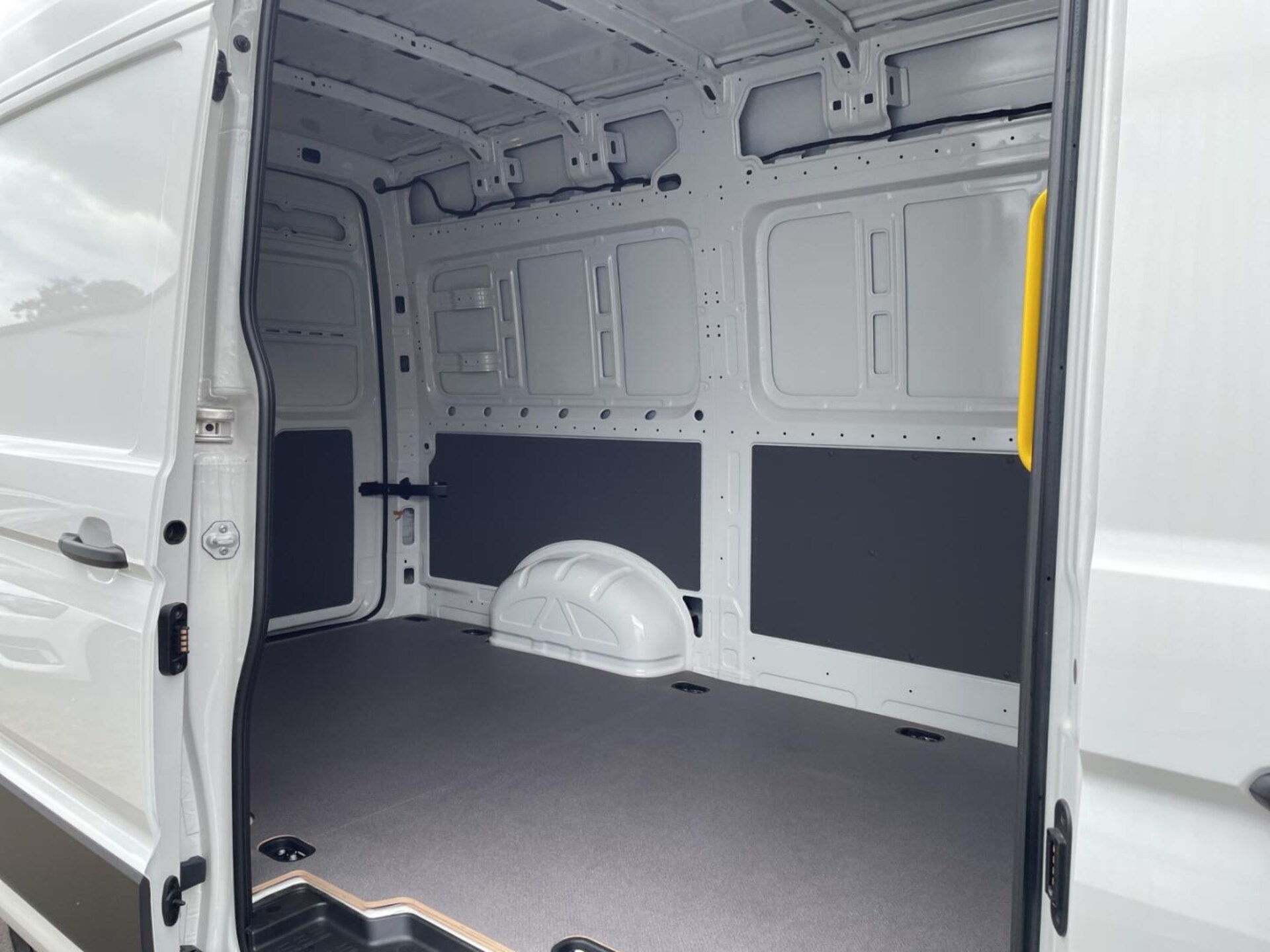 Volkswagen Crafter Kasten mittlerer Radstand