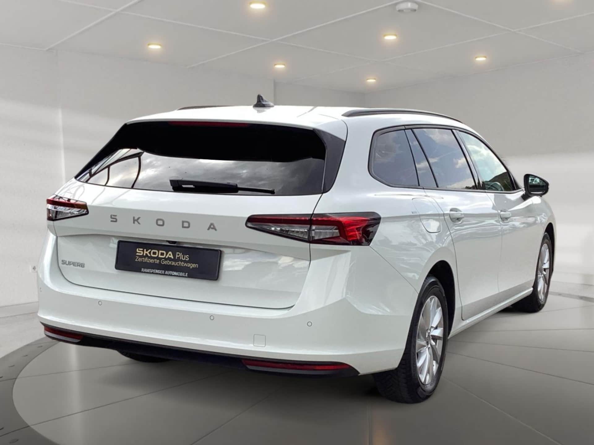 Skoda Superb Combi Essence