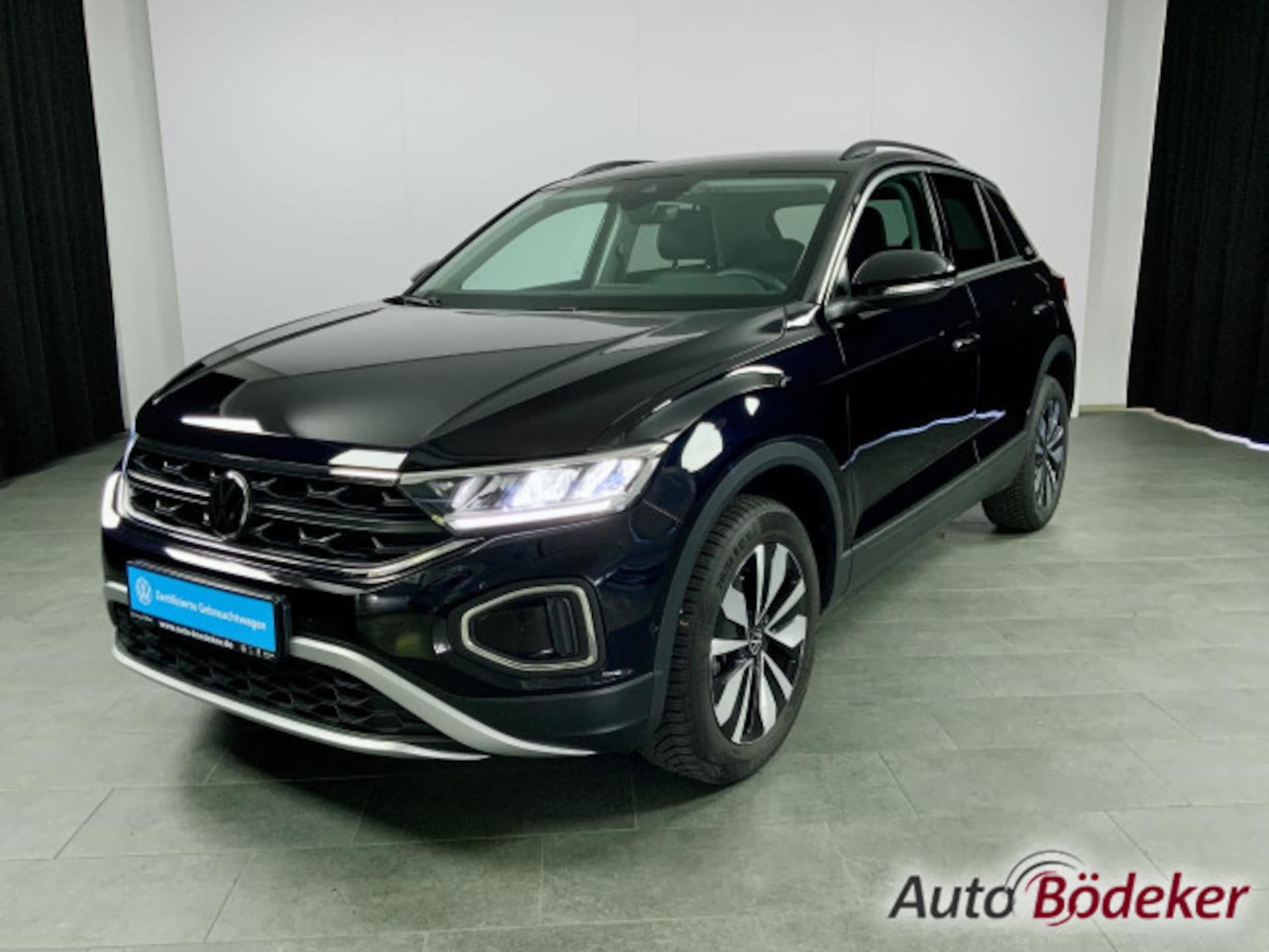 Volkswagen T-Roc Life