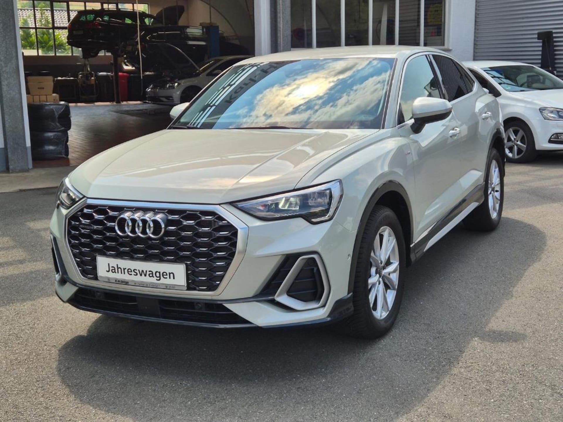 Audi Q3 Sportback S line