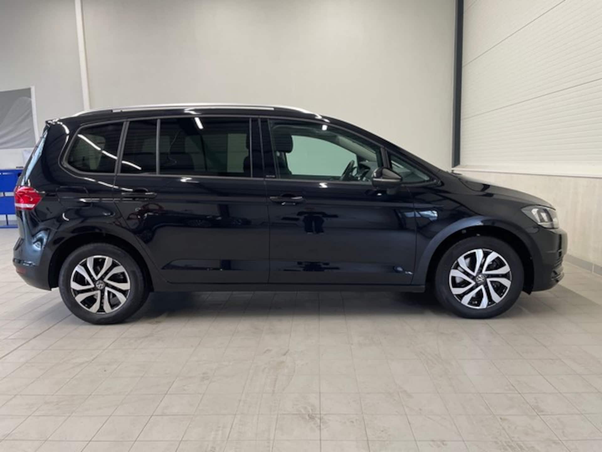 Volkswagen Touran Active