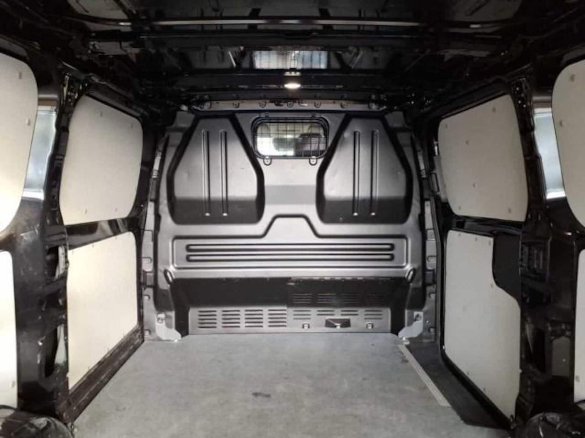 Volkswagen Transporter Kasten kurzer Radstand
