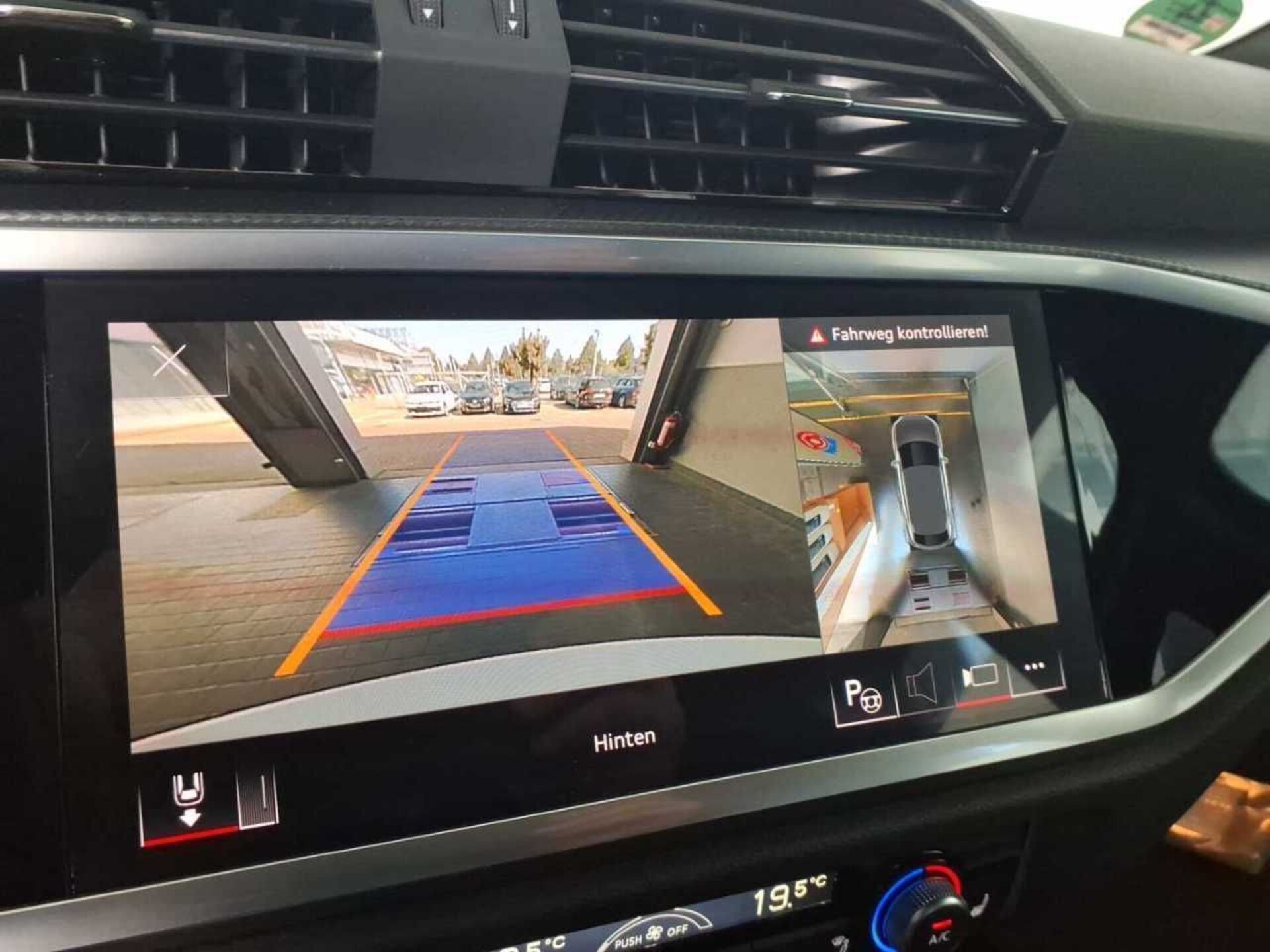 Audi Q3 Sportback S line