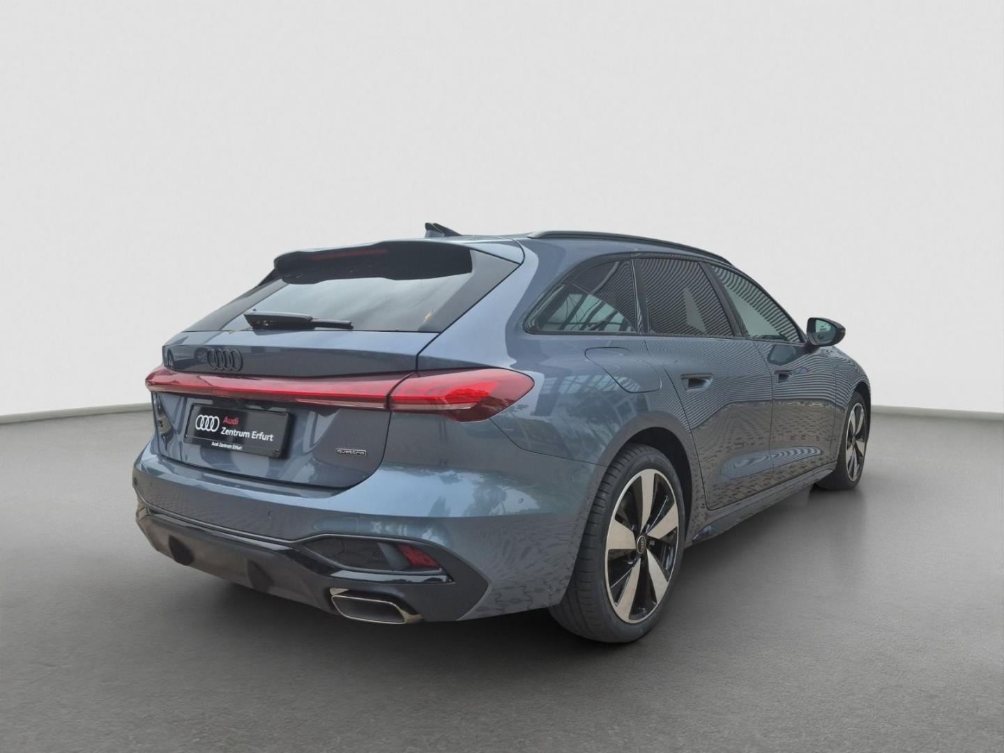 Bild über Audi A5 Avant e-hybrid e-hybrid quattro 220 kW S tronic - für weitere Informationen kontaktieren Sie den Audi Partner
