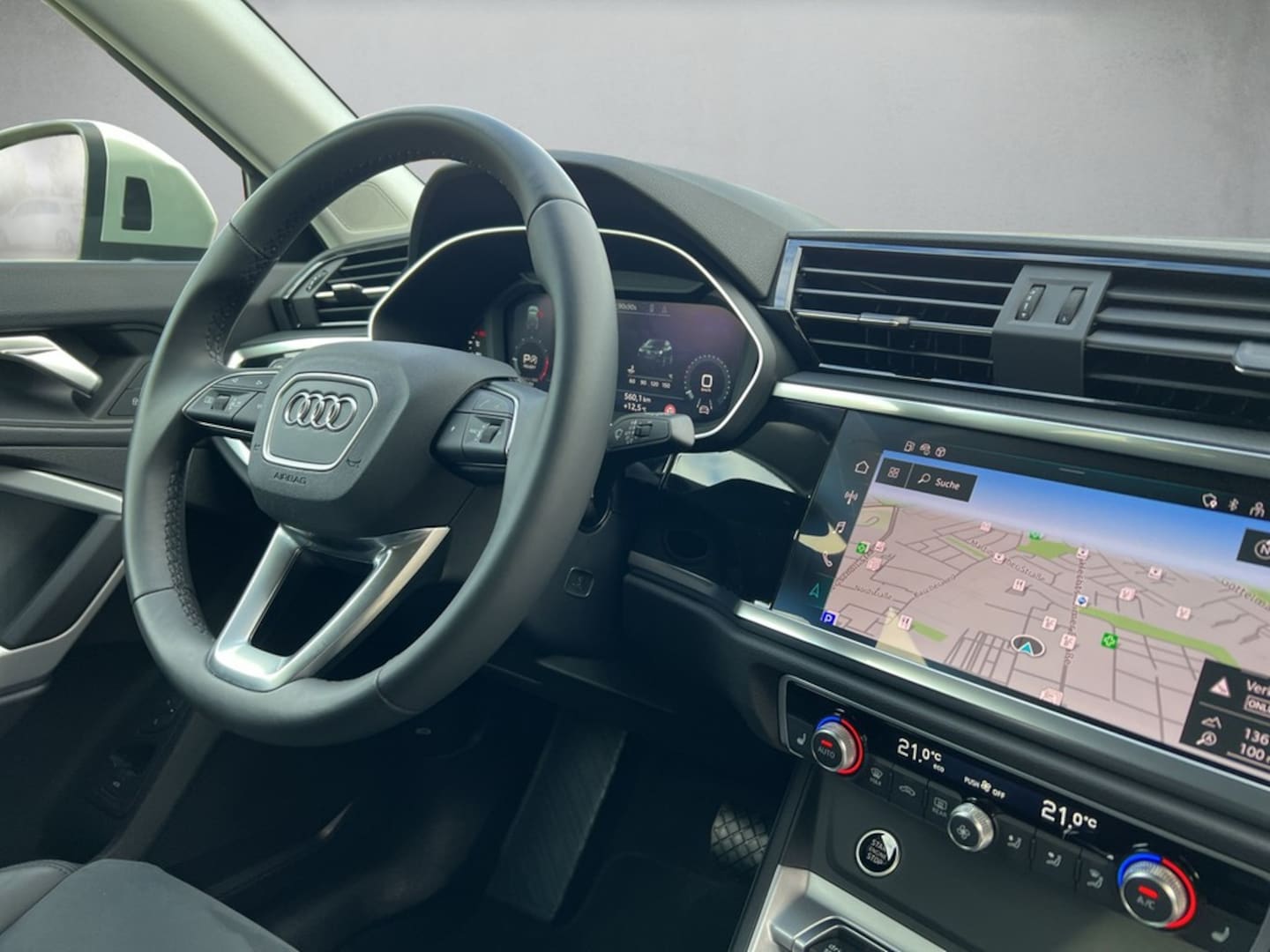 Bild über Audi Q3 Sportback TFSI 110 kW S tronic - für weitere Informationen kontaktieren Sie den Audi Partner