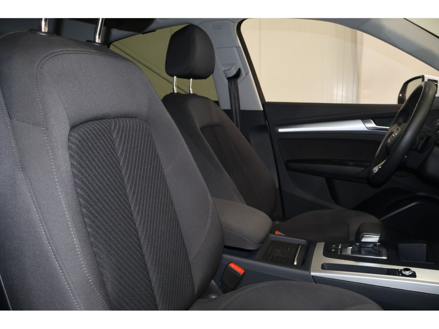 Bild über Audi Q5 Sportback 40 TDI quattro S tronic - für weitere Informationen kontaktieren Sie den Audi Partner