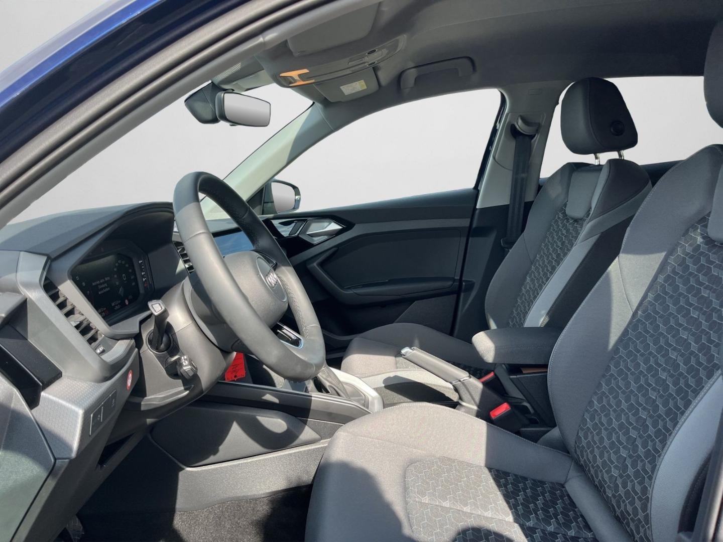 Bild über Audi A1 Sportback advanced 35 TFSI S tronic - für weitere Informationen kontaktieren Sie den Audi Partner
