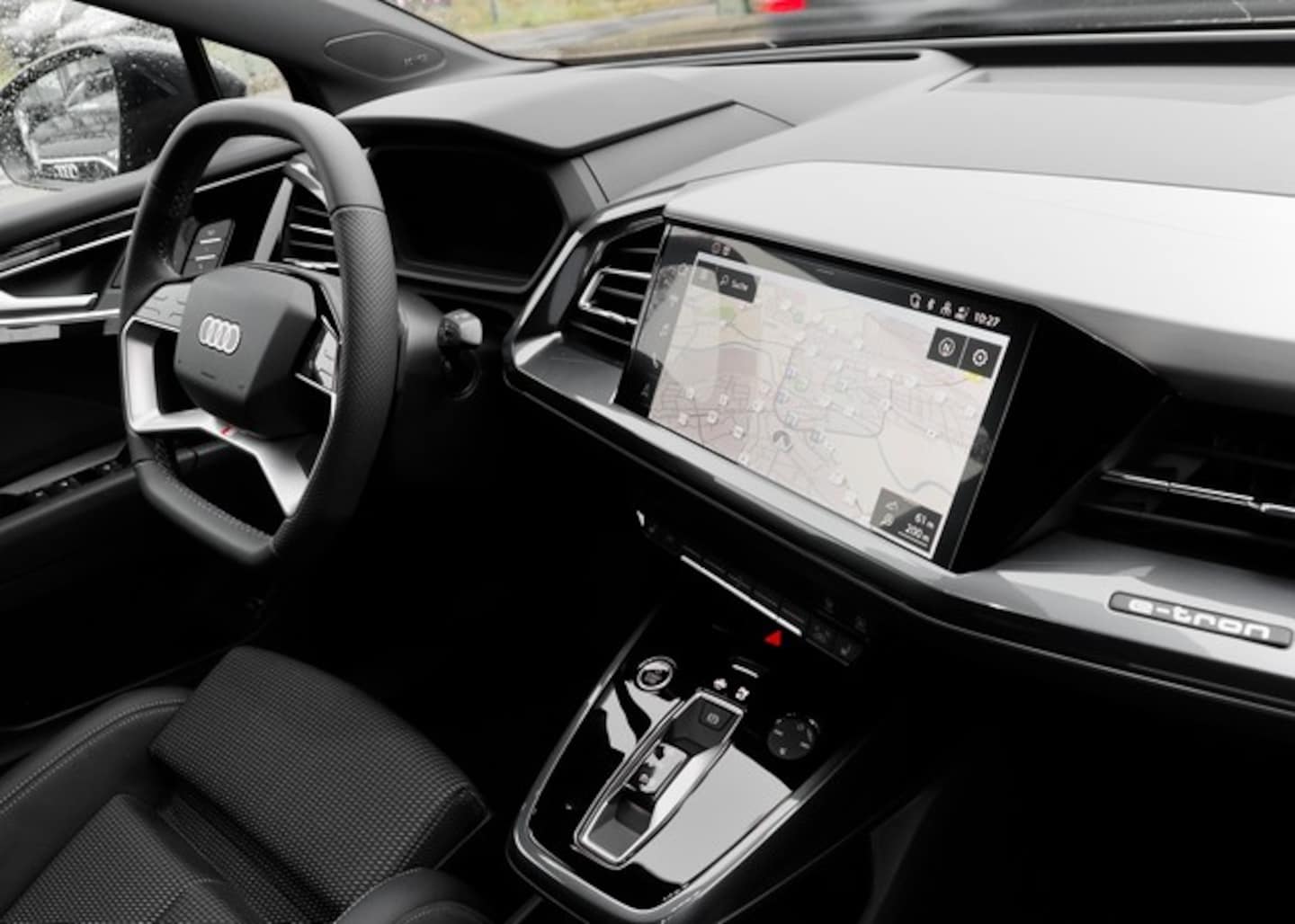 Bild über Audi Q4 Sportback e-tron 40 e-tron - für weitere Informationen kontaktieren Sie den Audi Partner