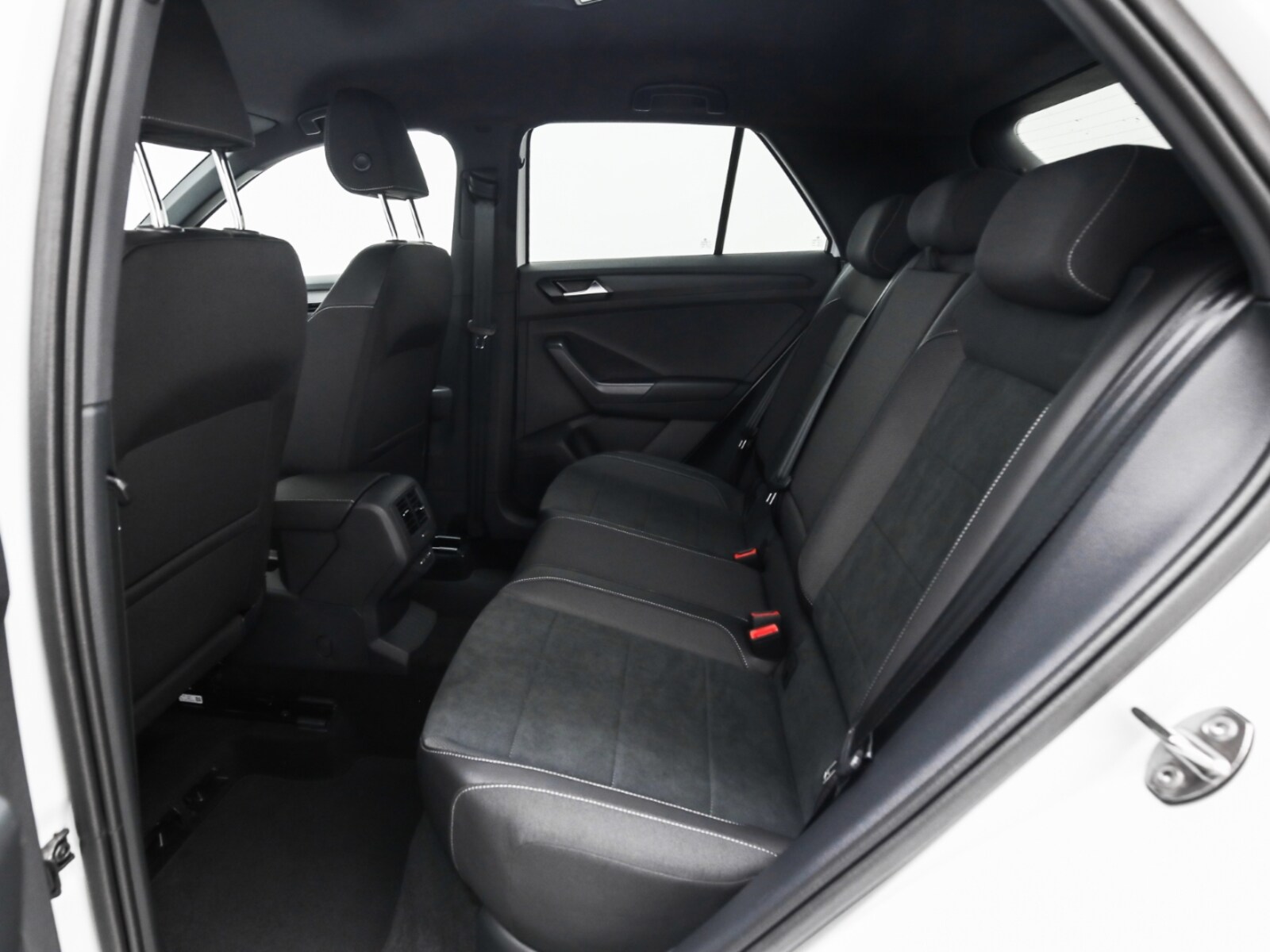 Volkswagen T-Roc – Bild 12