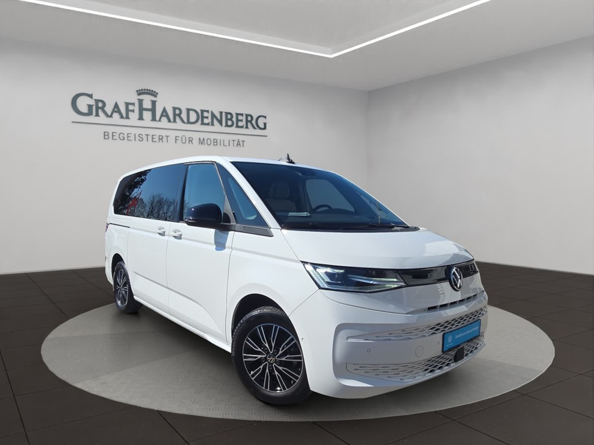 Volkswagen Multivan Langversion Basis-Modell