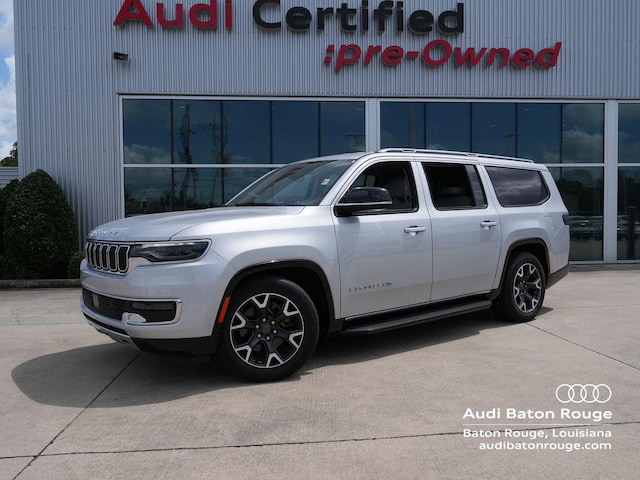 Photo of 2023 Jeep Wagoneer L 