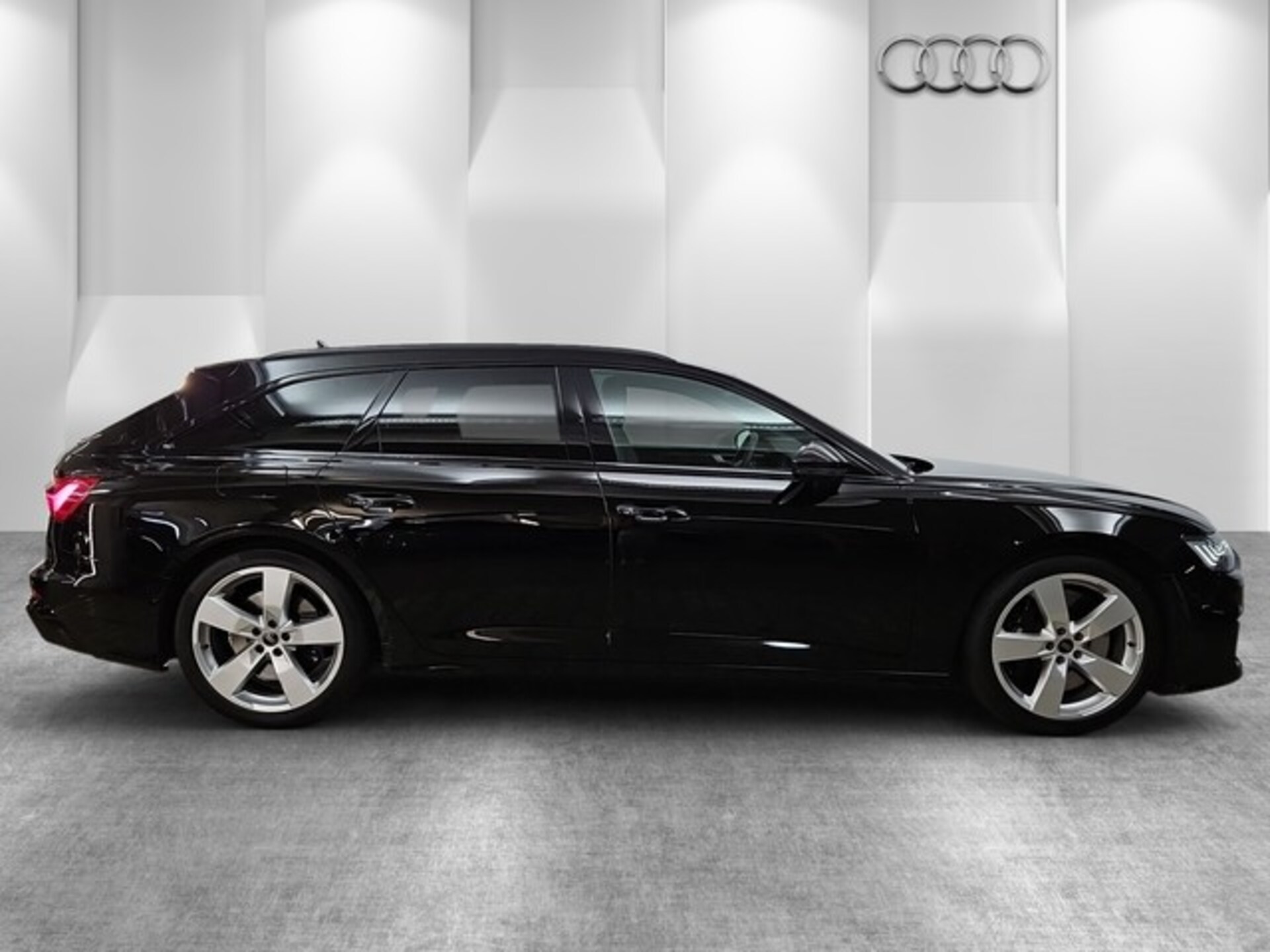 Audi S6 Avant