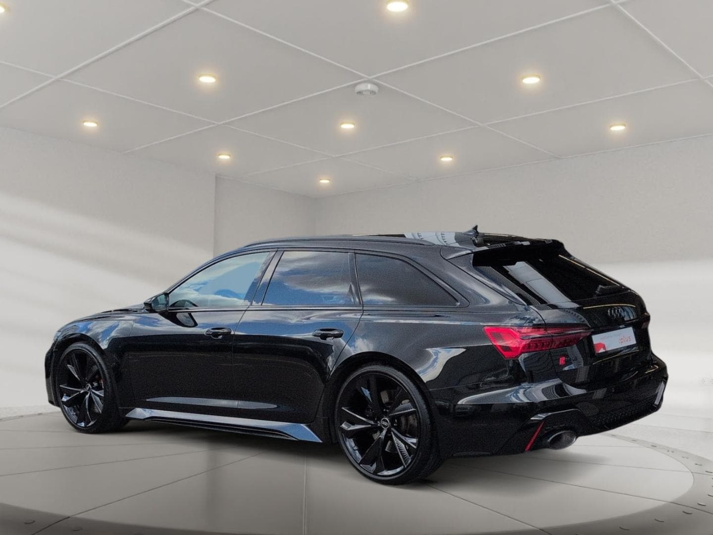 Bild über Audi RS 6 Avant performance quattro tiptronic - für weitere Informationen kontaktieren Sie den Audi Partner