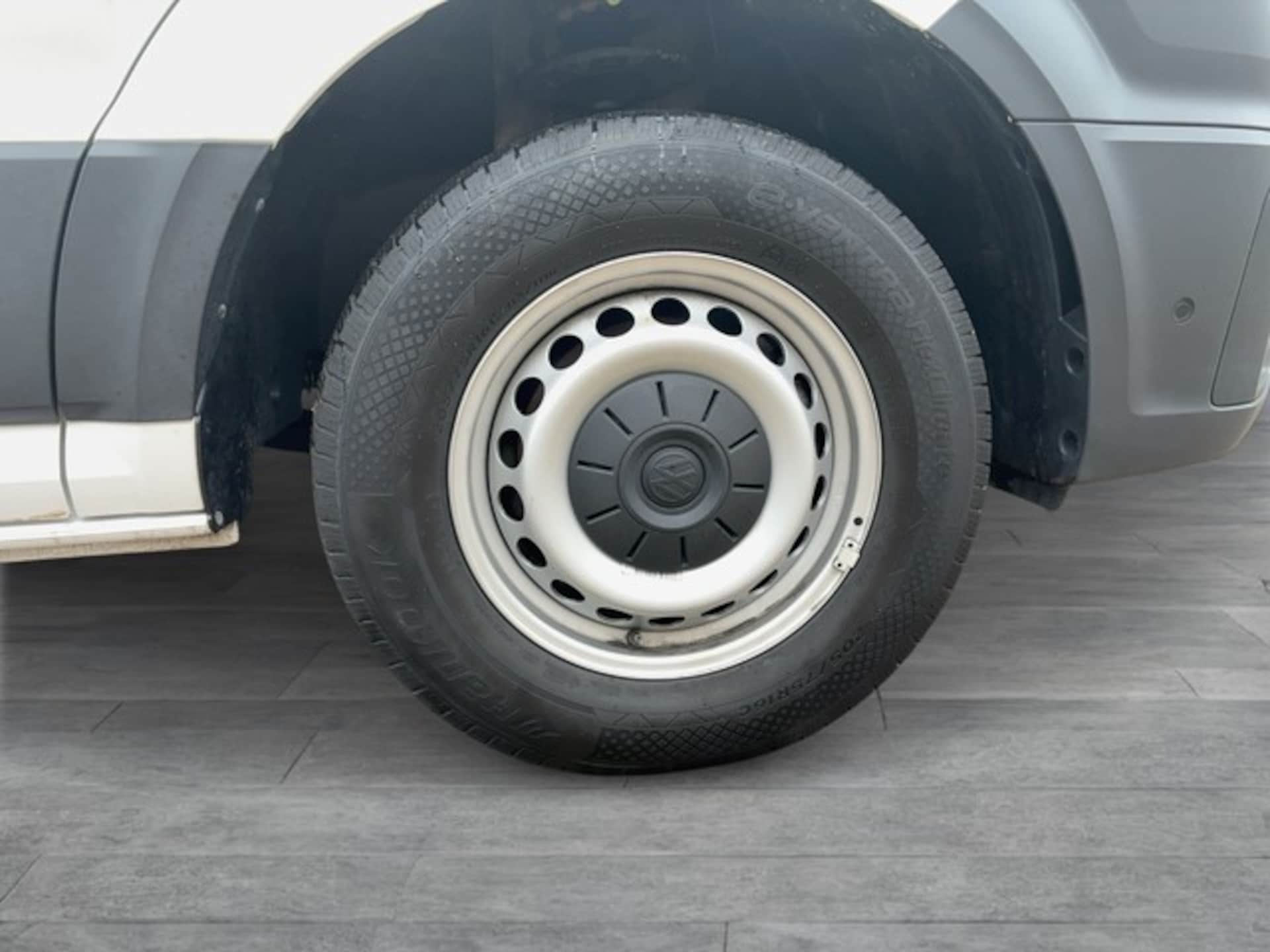 Volkswagen Crafter Kasten langer Radstand