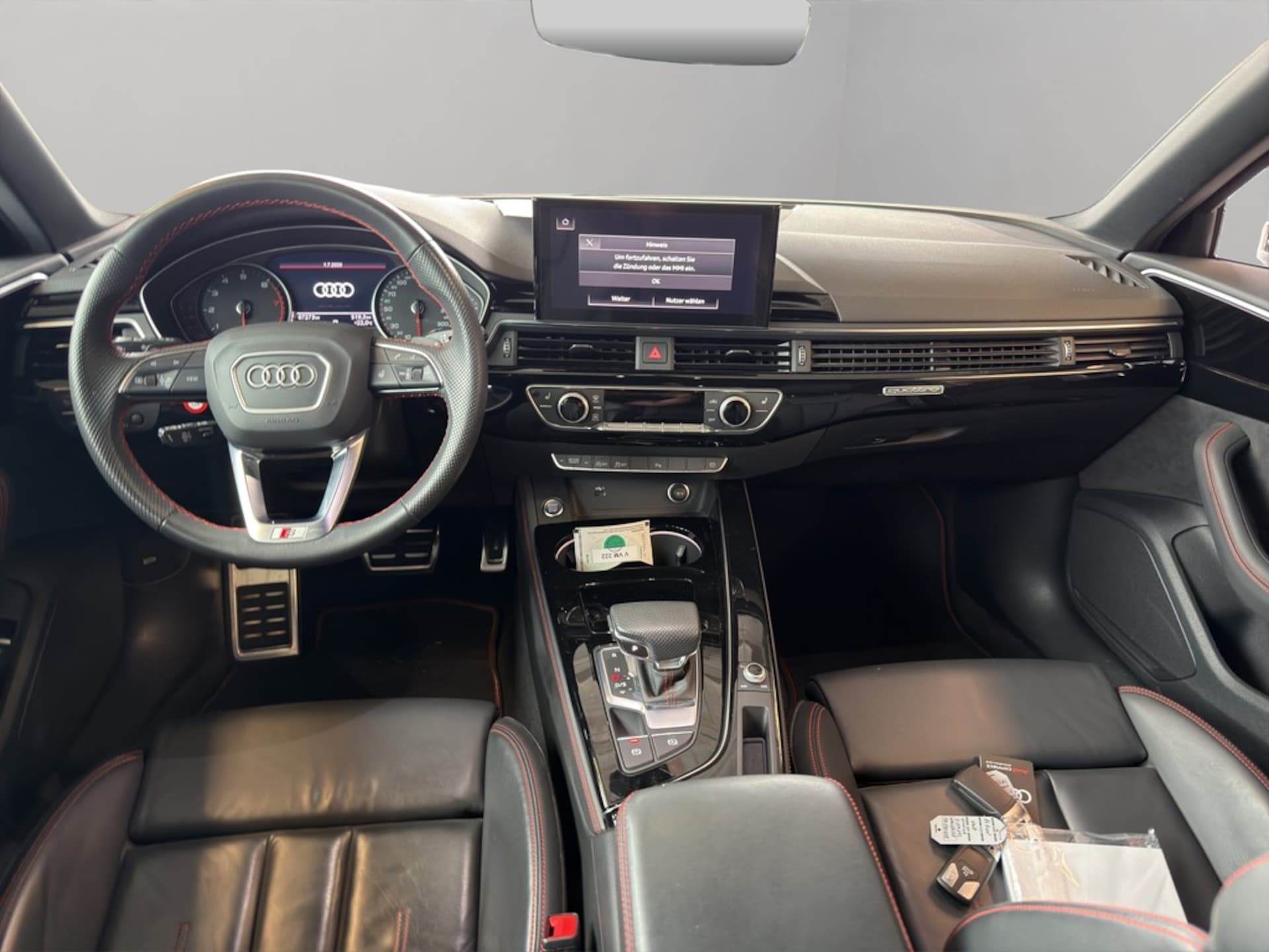Audi A4 Avant S line