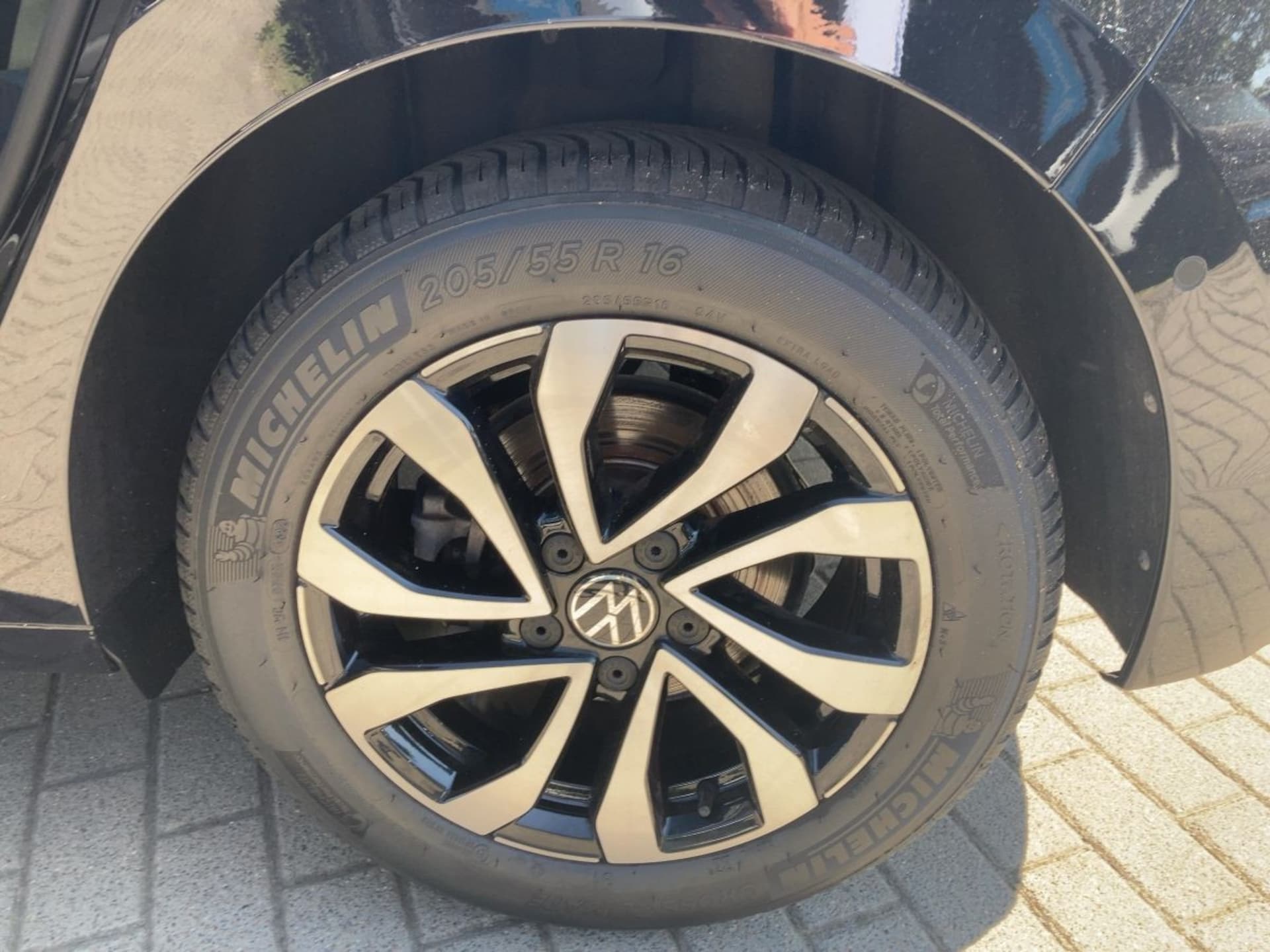Volkswagen Golf Active