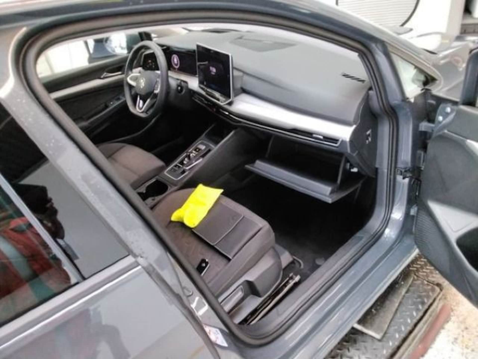 Volkswagen Golf Life