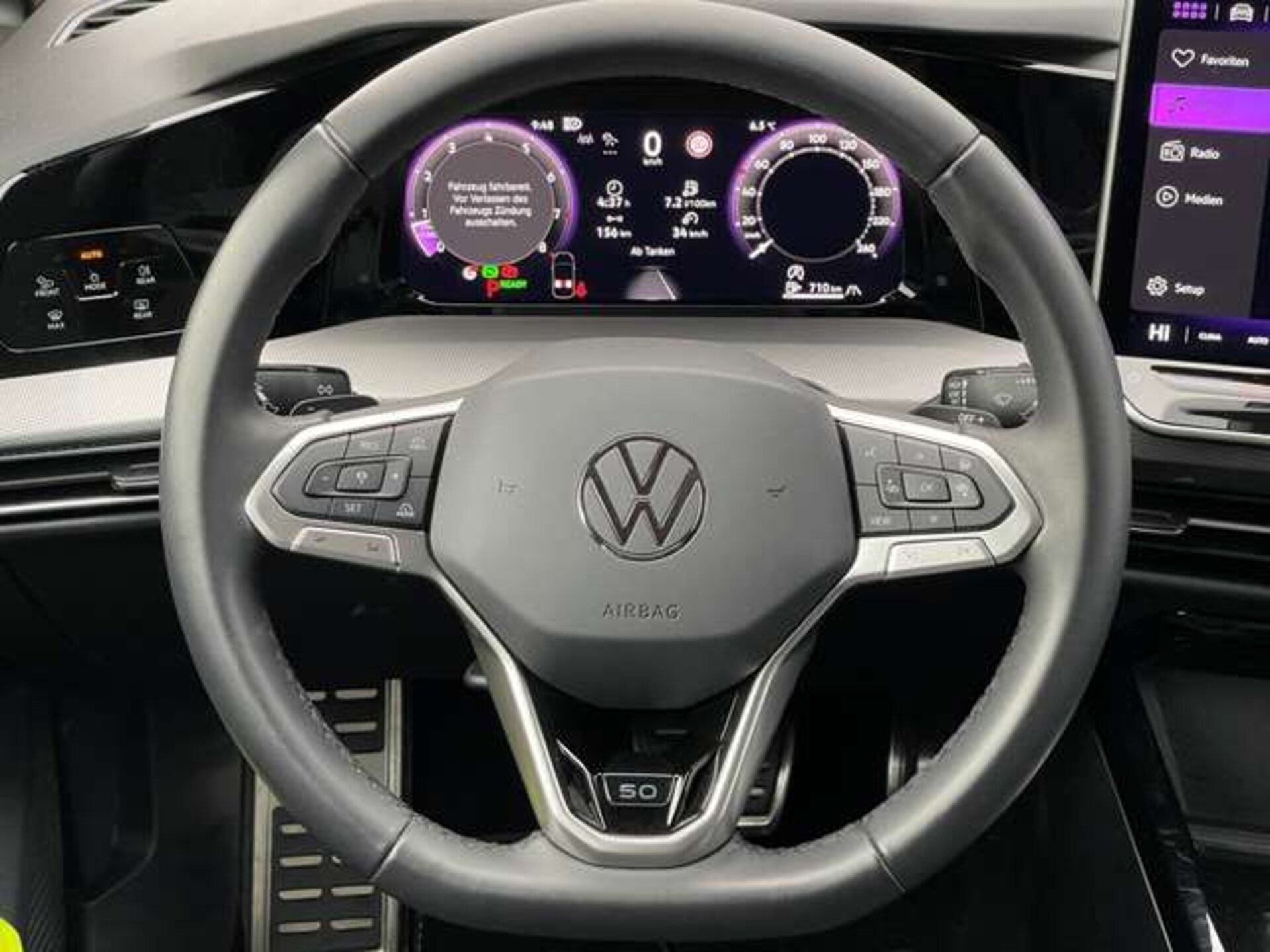 Volkswagen Golf Style