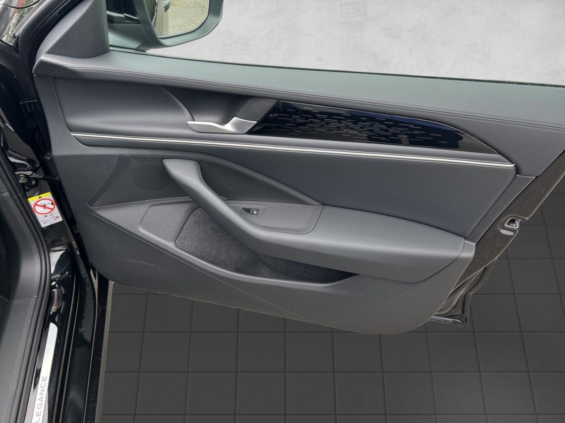 Volkswagen Passat Elegance